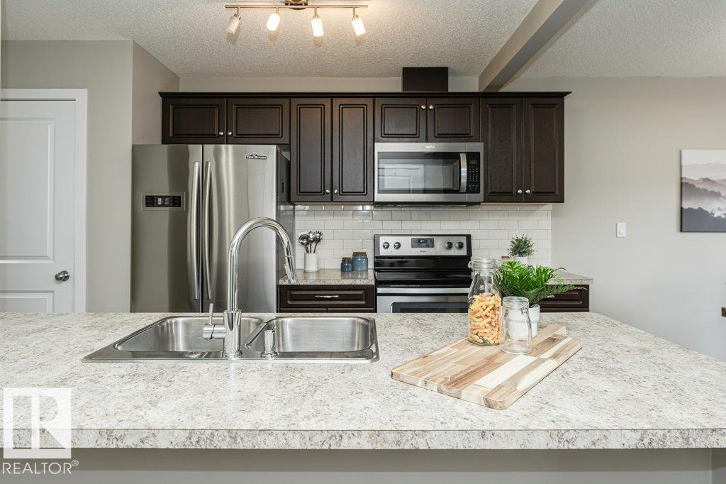 Photo 12 at 5309 14 Avenue SW, Walker, Edmonton
