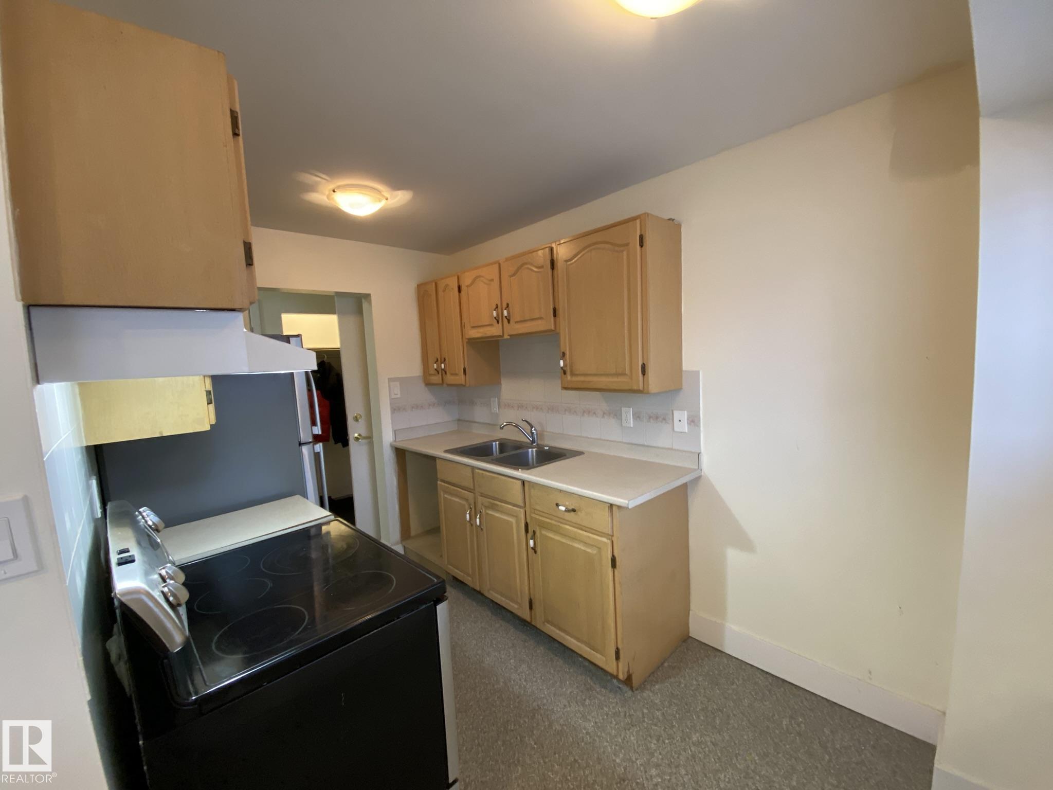 Photo 14 at 11839 45 Street NW, Beacon Heights, Edmonton