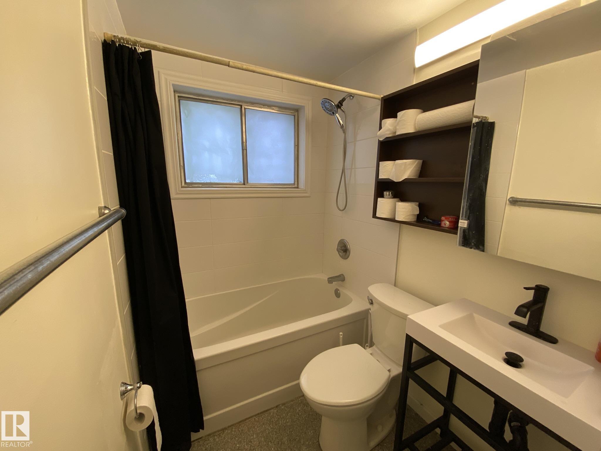 Photo 17 at 11839 45 Street NW, Beacon Heights, Edmonton