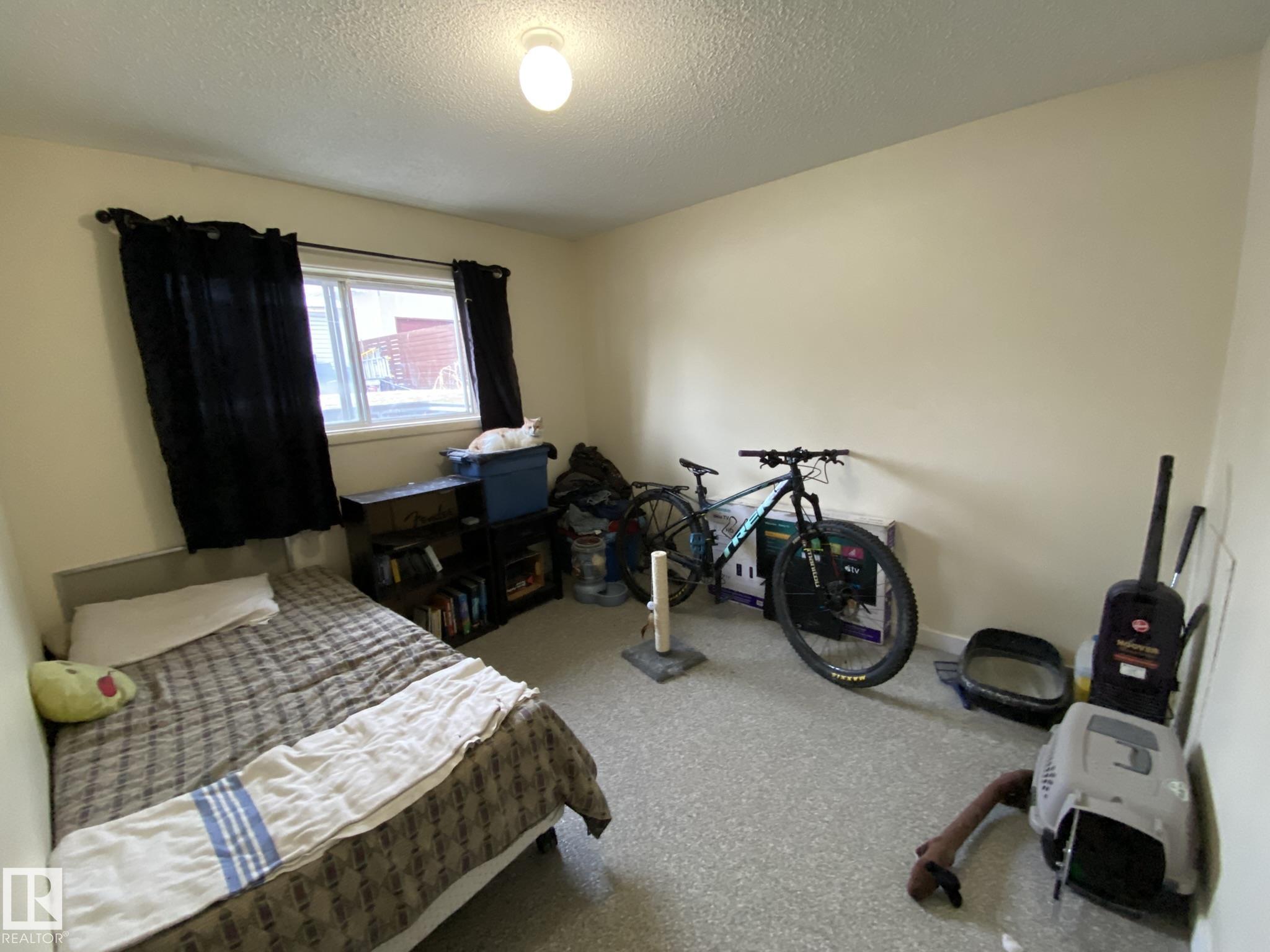 Photo 21 at 11839 45 Street NW, Beacon Heights, Edmonton