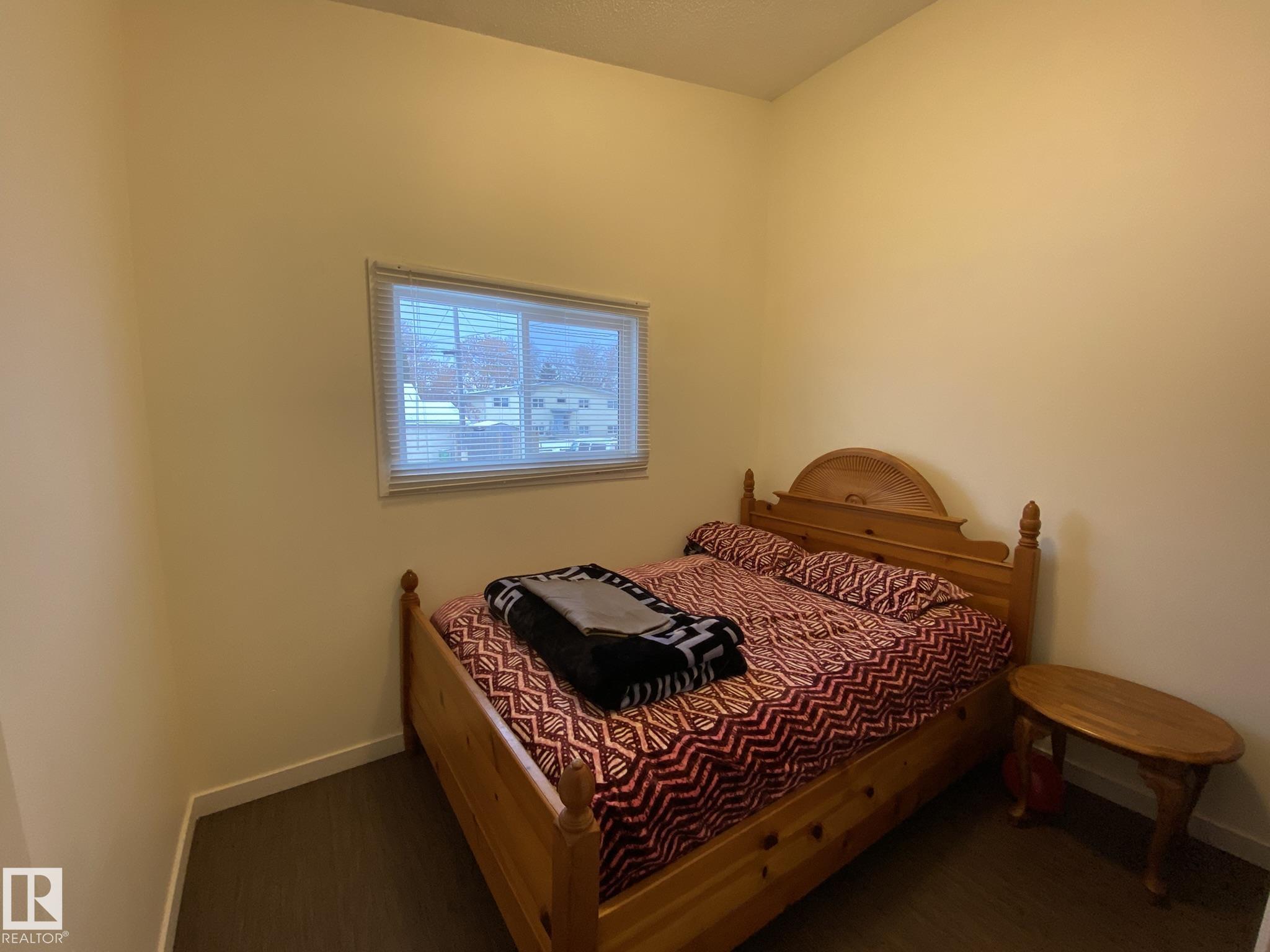 Photo 6 at 11839 45 Street NW, Beacon Heights, Edmonton