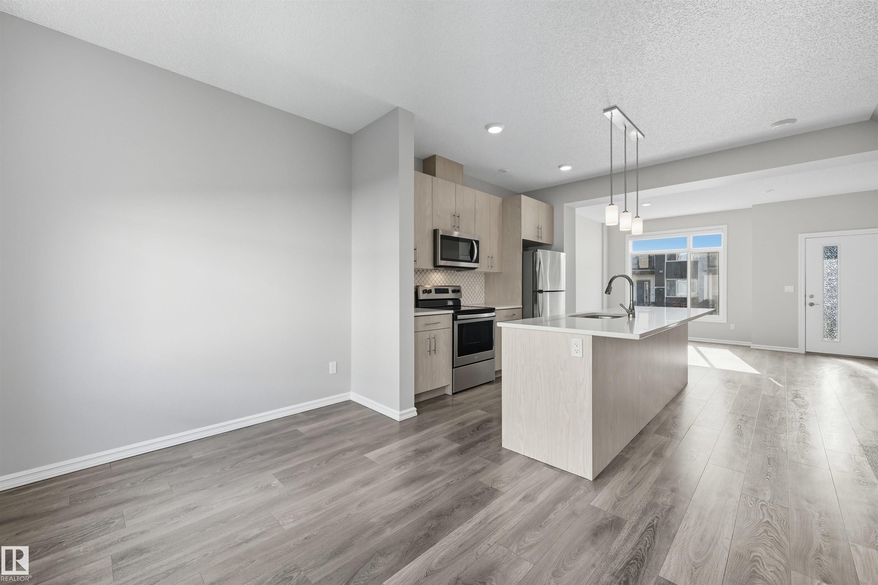 Photo 11 at 49 - 804 Welsh Drive SW, Walker, Edmonton