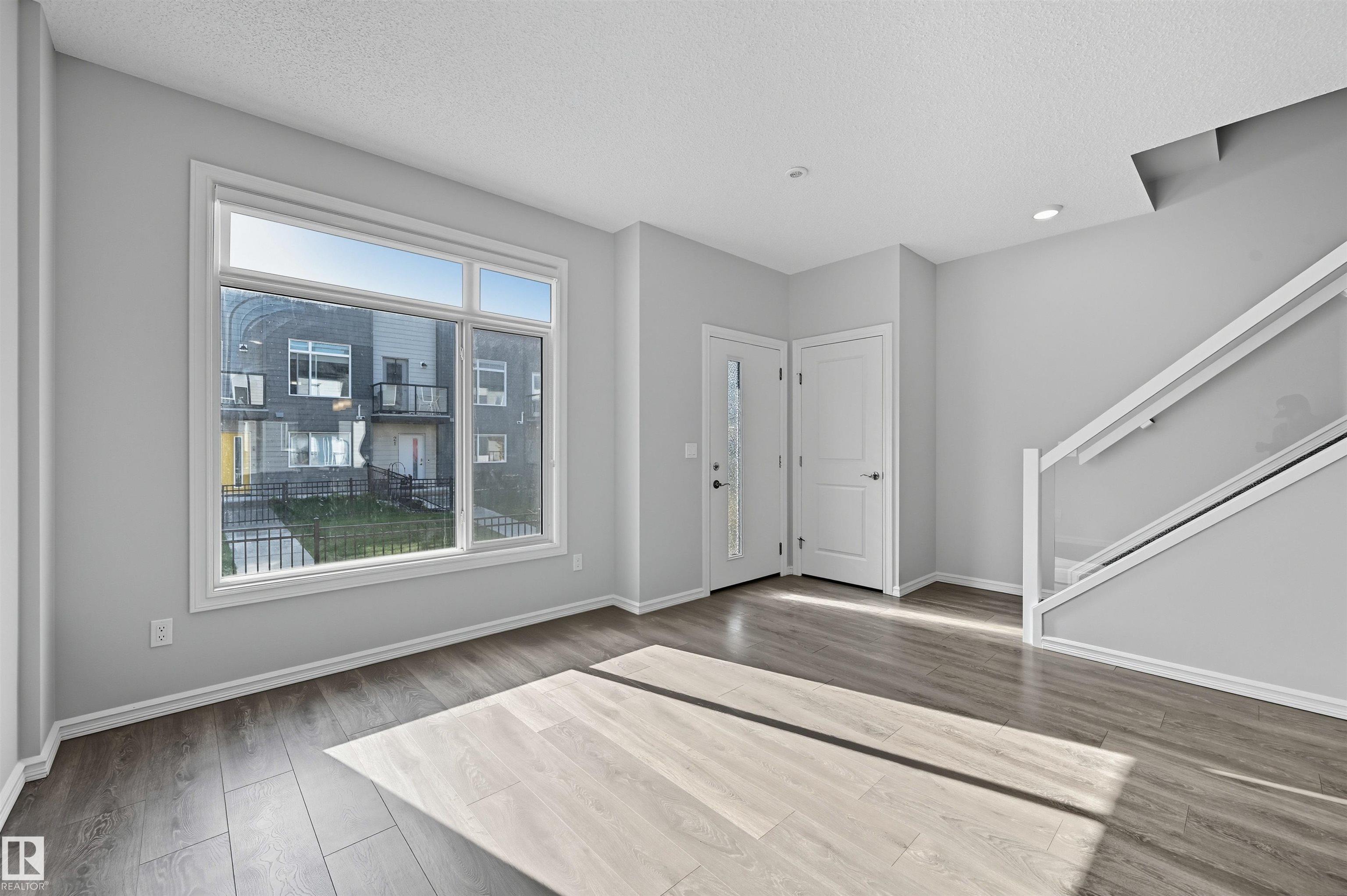 Photo 5 at 49 - 804 Welsh Drive SW, Walker, Edmonton
