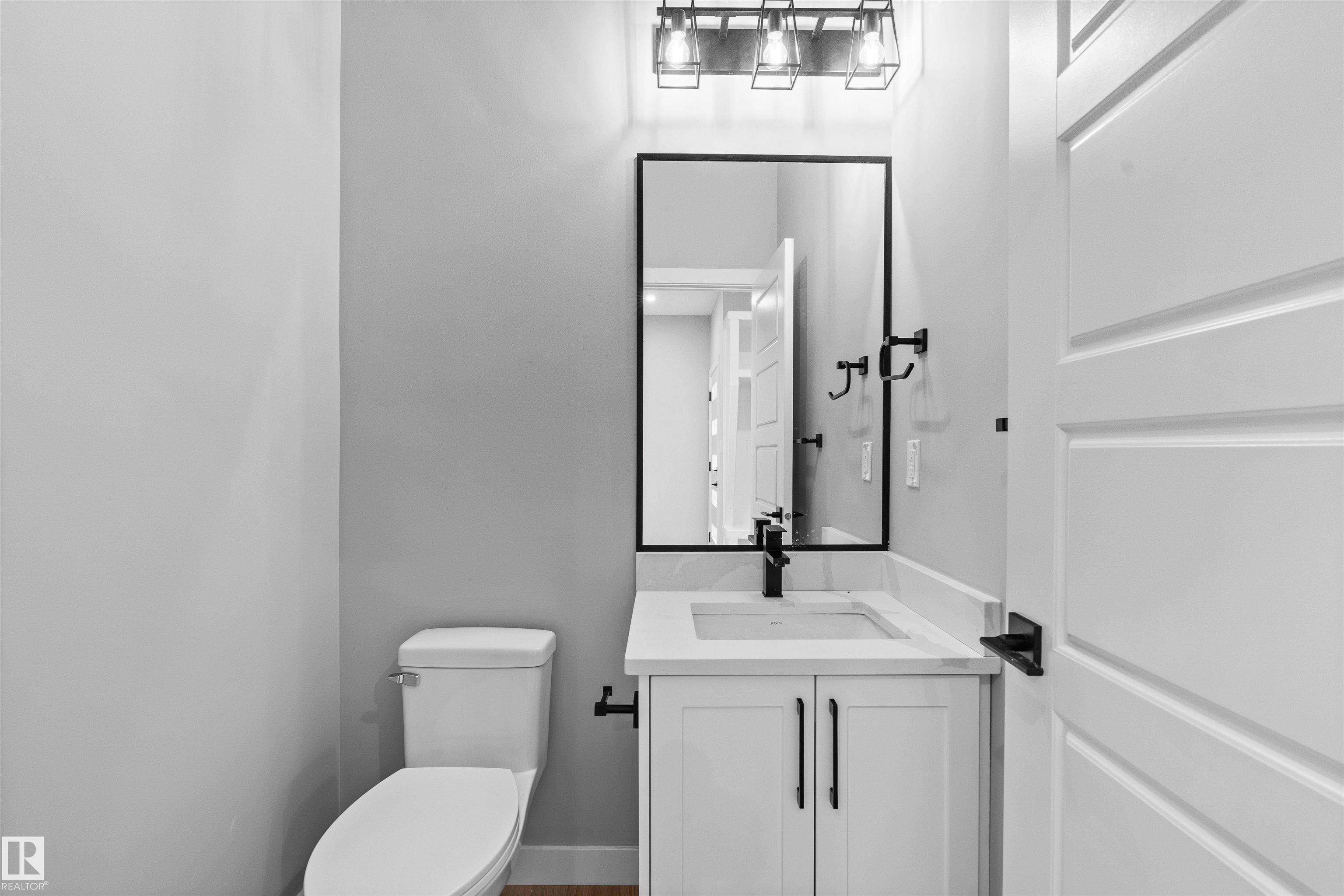 Photo 11 at 9613 89a Street, Morinville