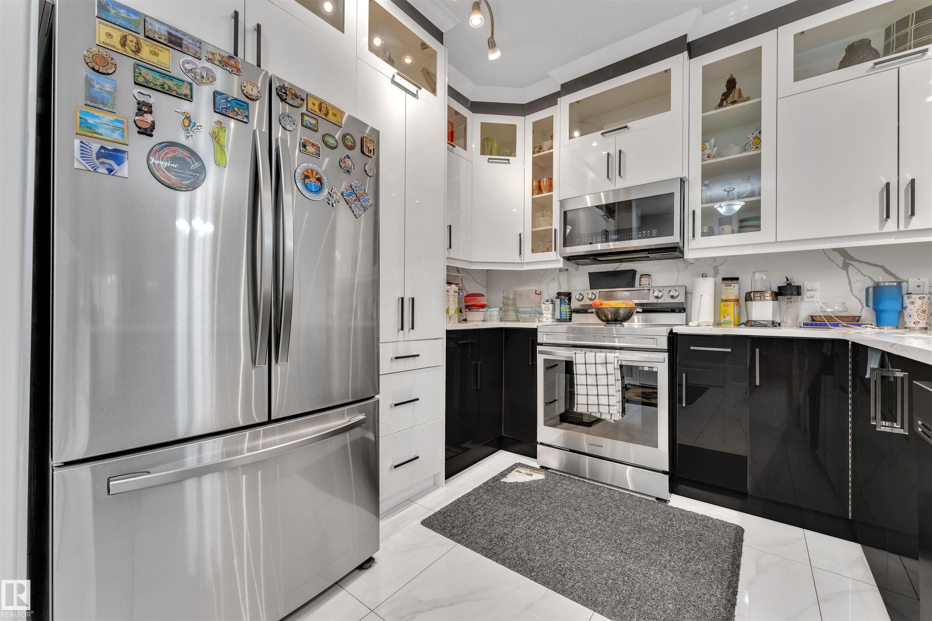 Photo 24 at 160 Magrath Road NW, Magrath Heights, Edmonton
