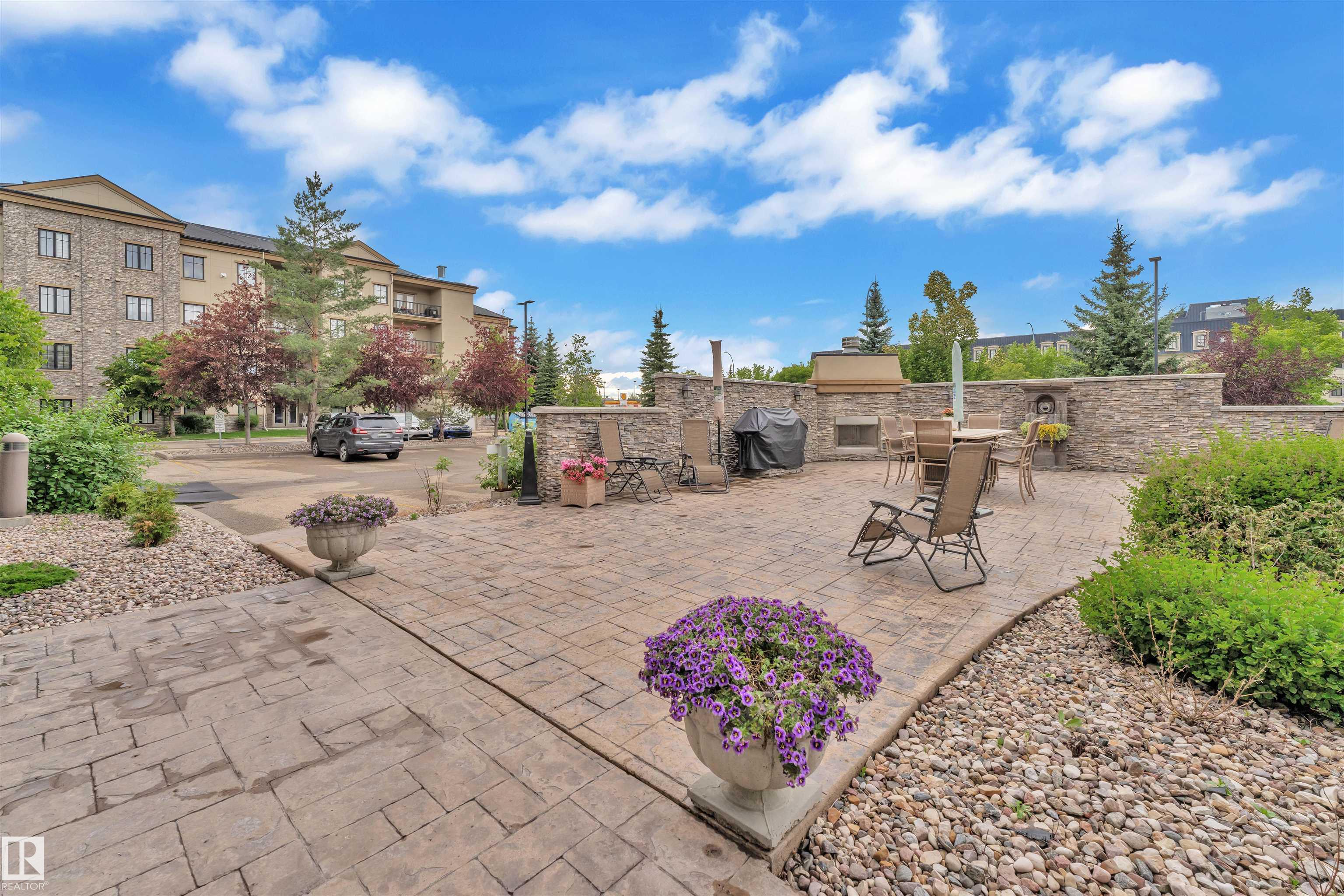 Photo 37 at 160 Magrath Road NW, Magrath Heights, Edmonton