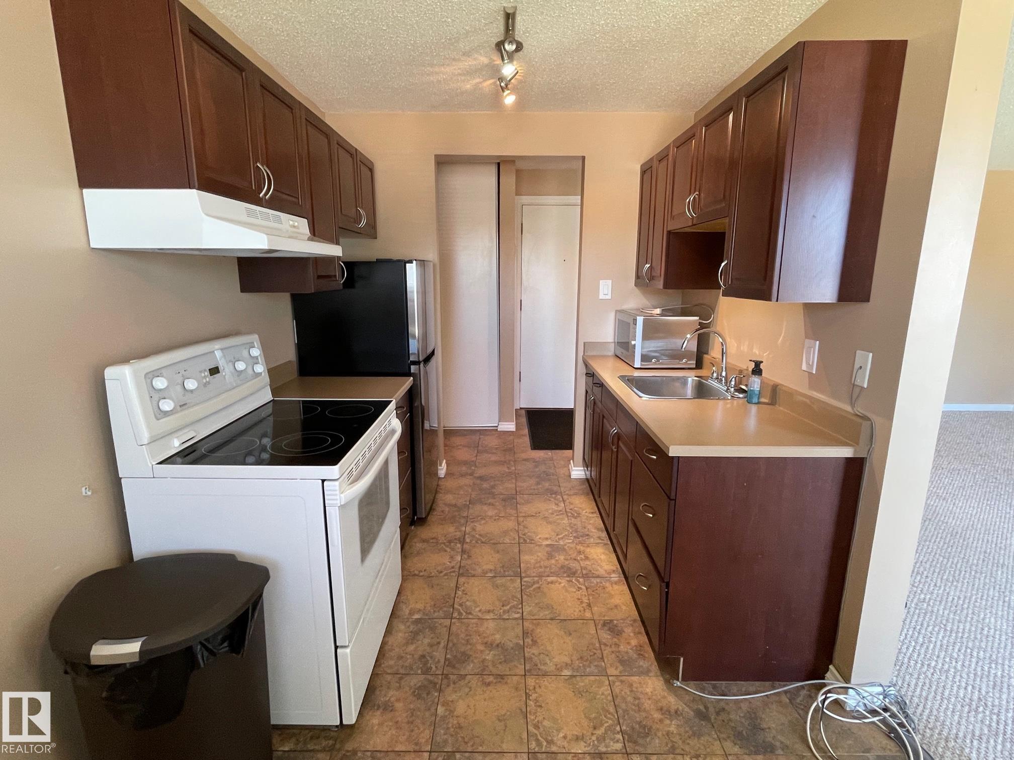 Photo 7 at 204 - 13104 132 Avenue NW, Wellington, Edmonton