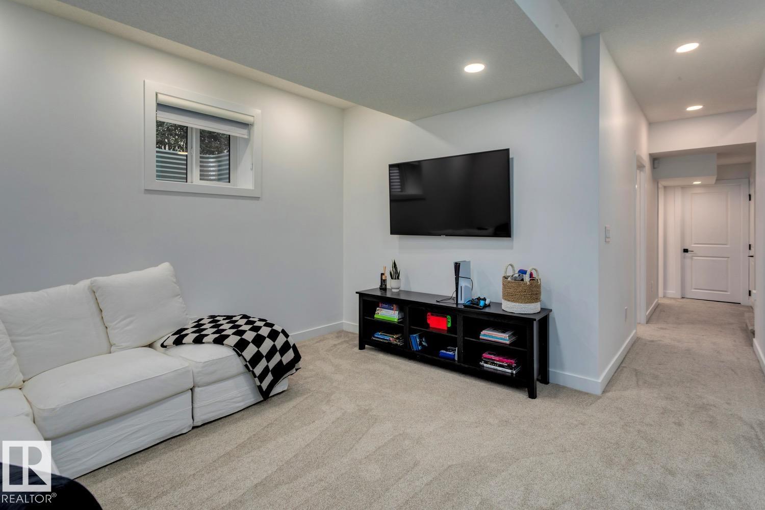 Photo 34 at 14348 92a Avenue NW, Parkview, Edmonton
