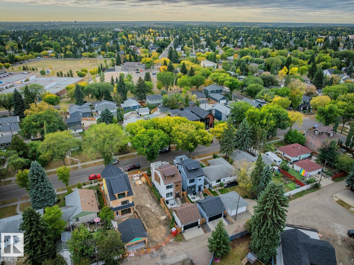 Photo 42 at 14348 92a Avenue NW, Parkview, Edmonton