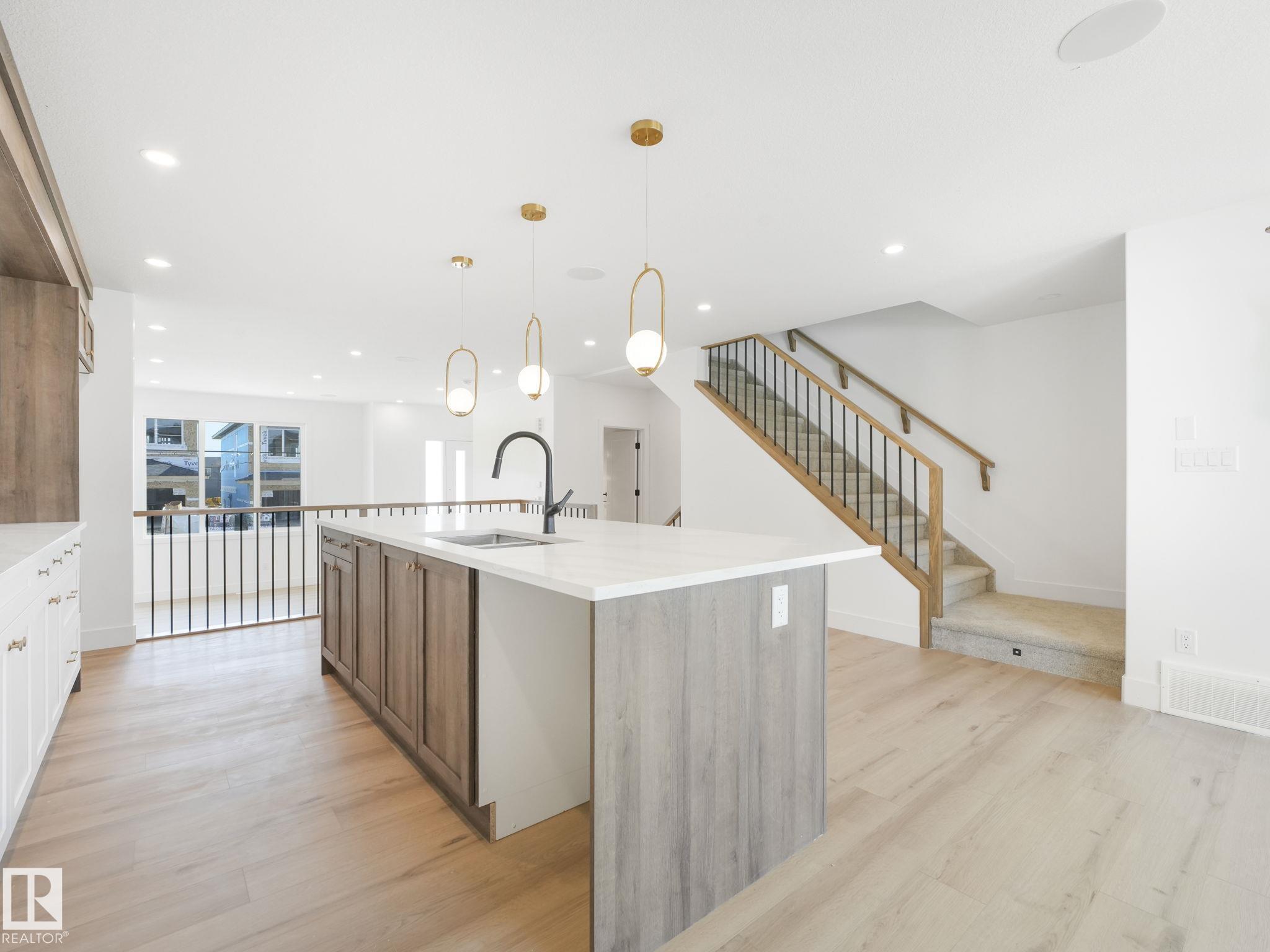 Photo 11 at 10 Catria Point, Cambrian, Sherwood Park