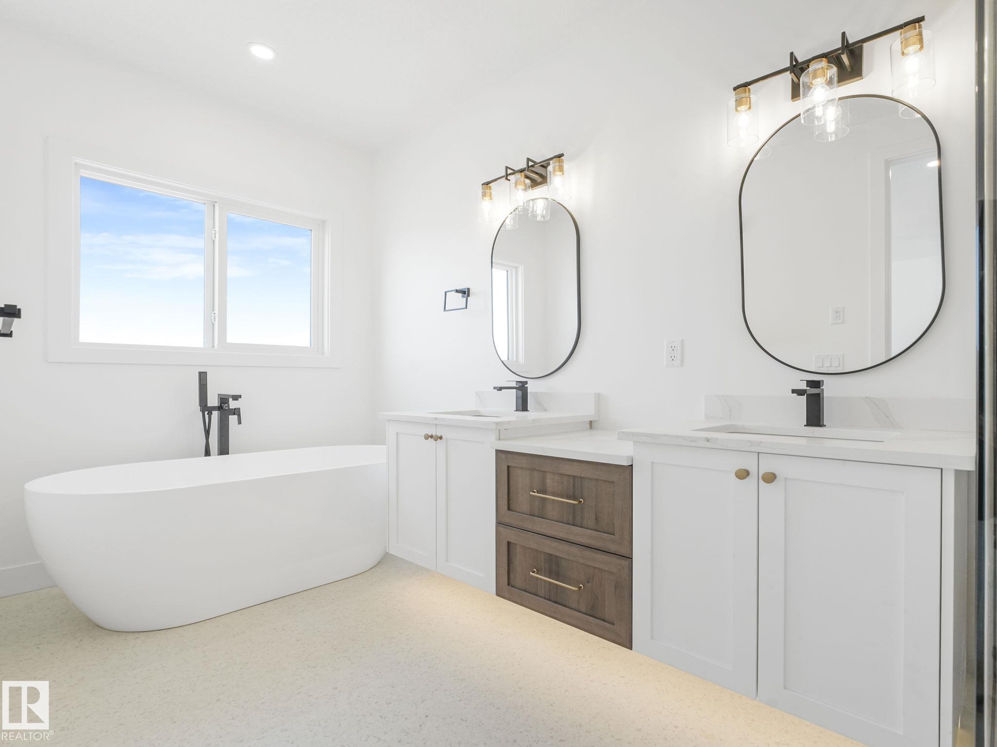 Photo 19 at 10 Catria Point, Cambrian, Sherwood Park
