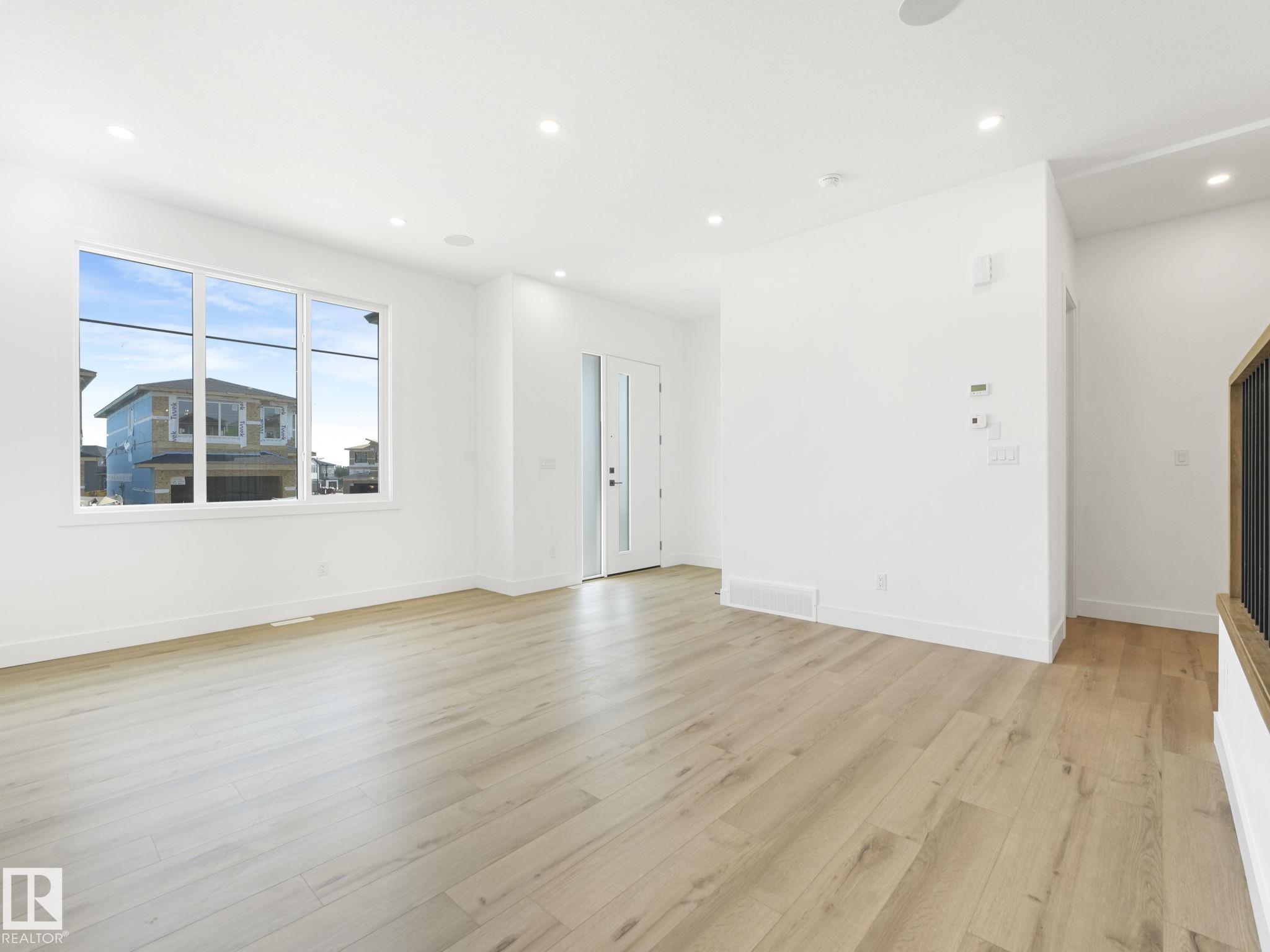 Photo 4 at 10 Catria Point, Cambrian, Sherwood Park