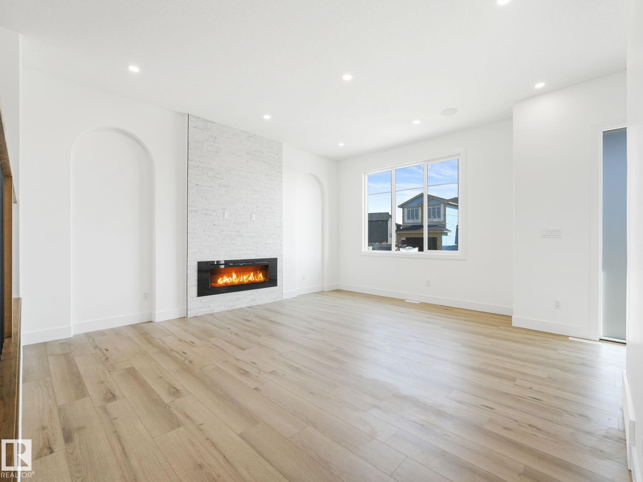 Photo 6 at 10 Catria Point, Cambrian, Sherwood Park
