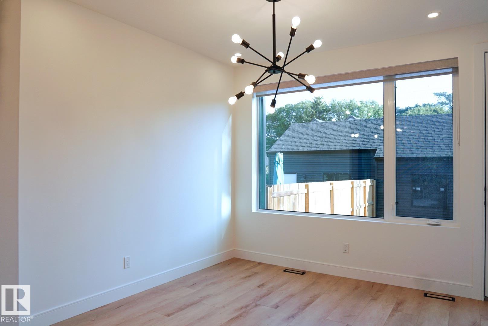 Photo 15 at 7553 81 Avenue NW, King Edward Park, Edmonton