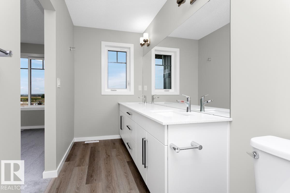 Photo 12 at 4305 Kinglet Drive NW, Kinglet Gardens, Edmonton