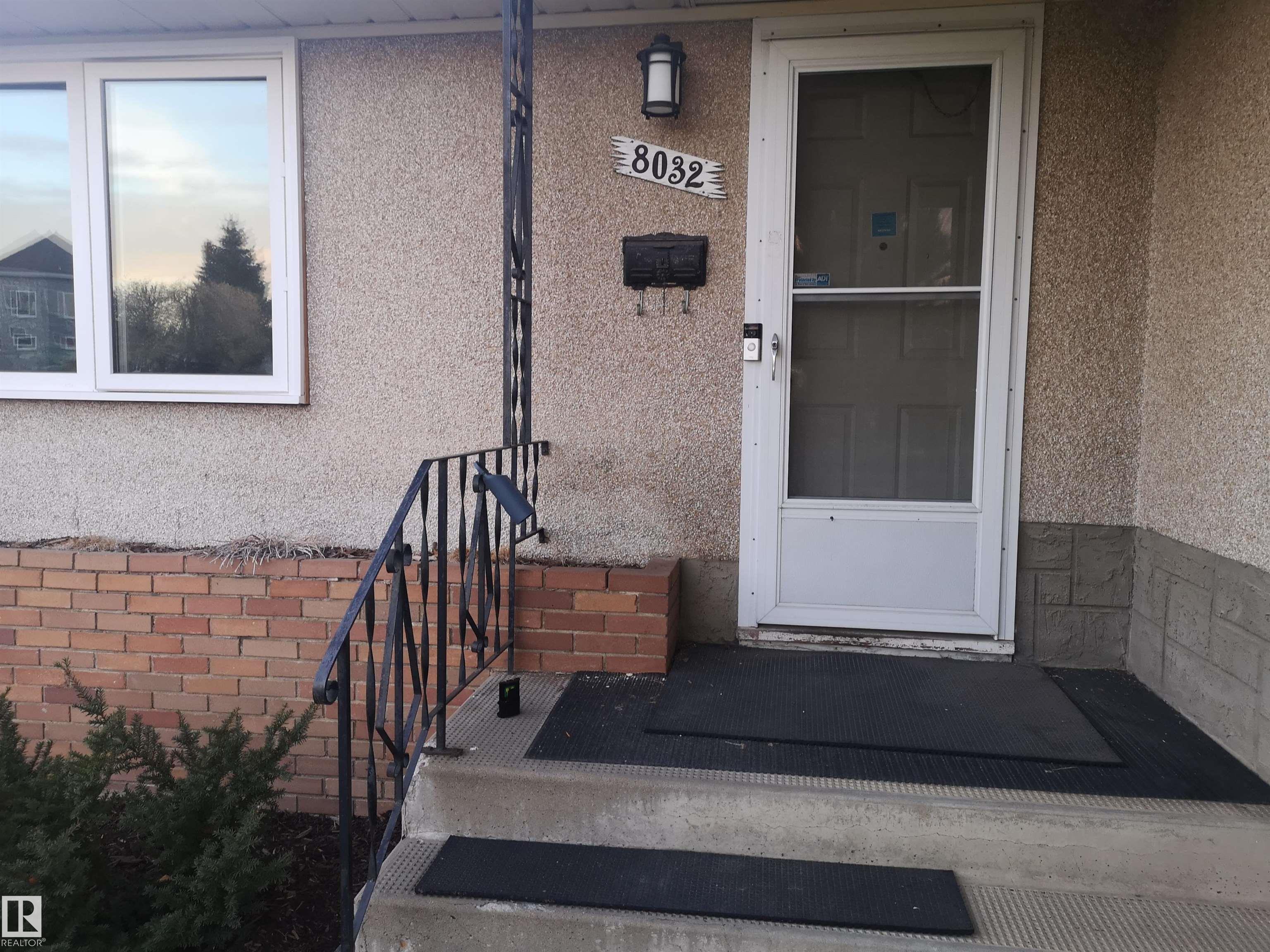 Picture for 8032 70 AV NW NW