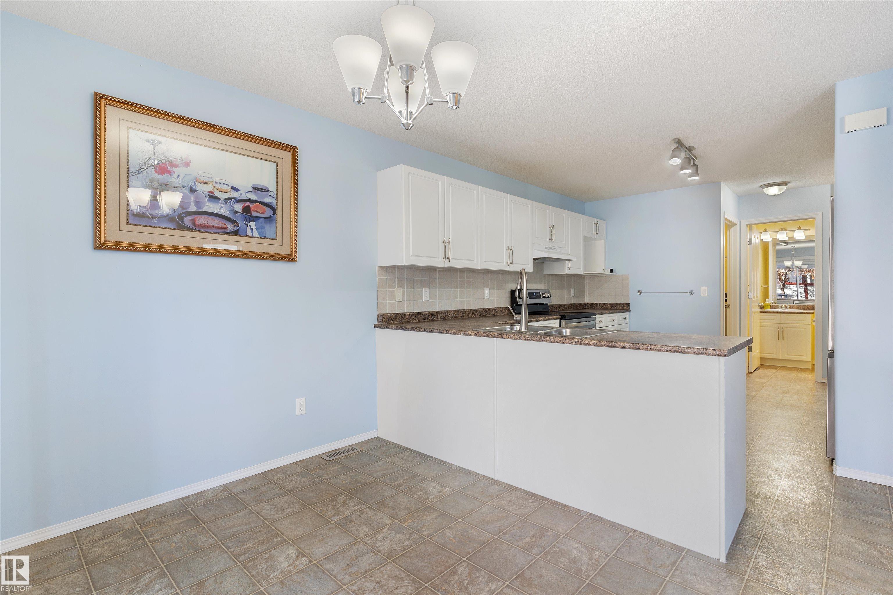 Photo 12 at 3231 21 Street NW, Silver Berry, Edmonton
