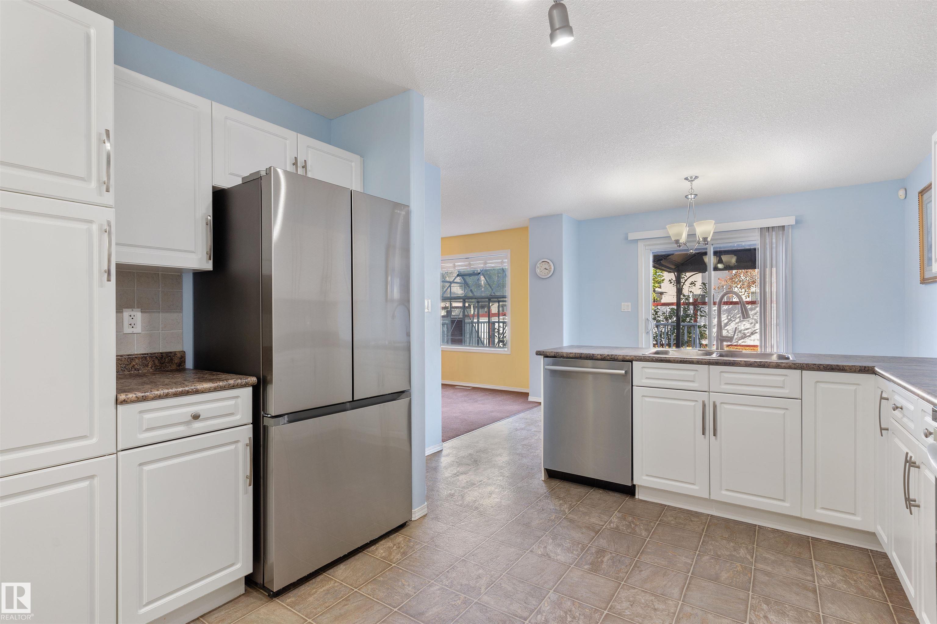 Photo 19 at 3231 21 Street NW, Silver Berry, Edmonton