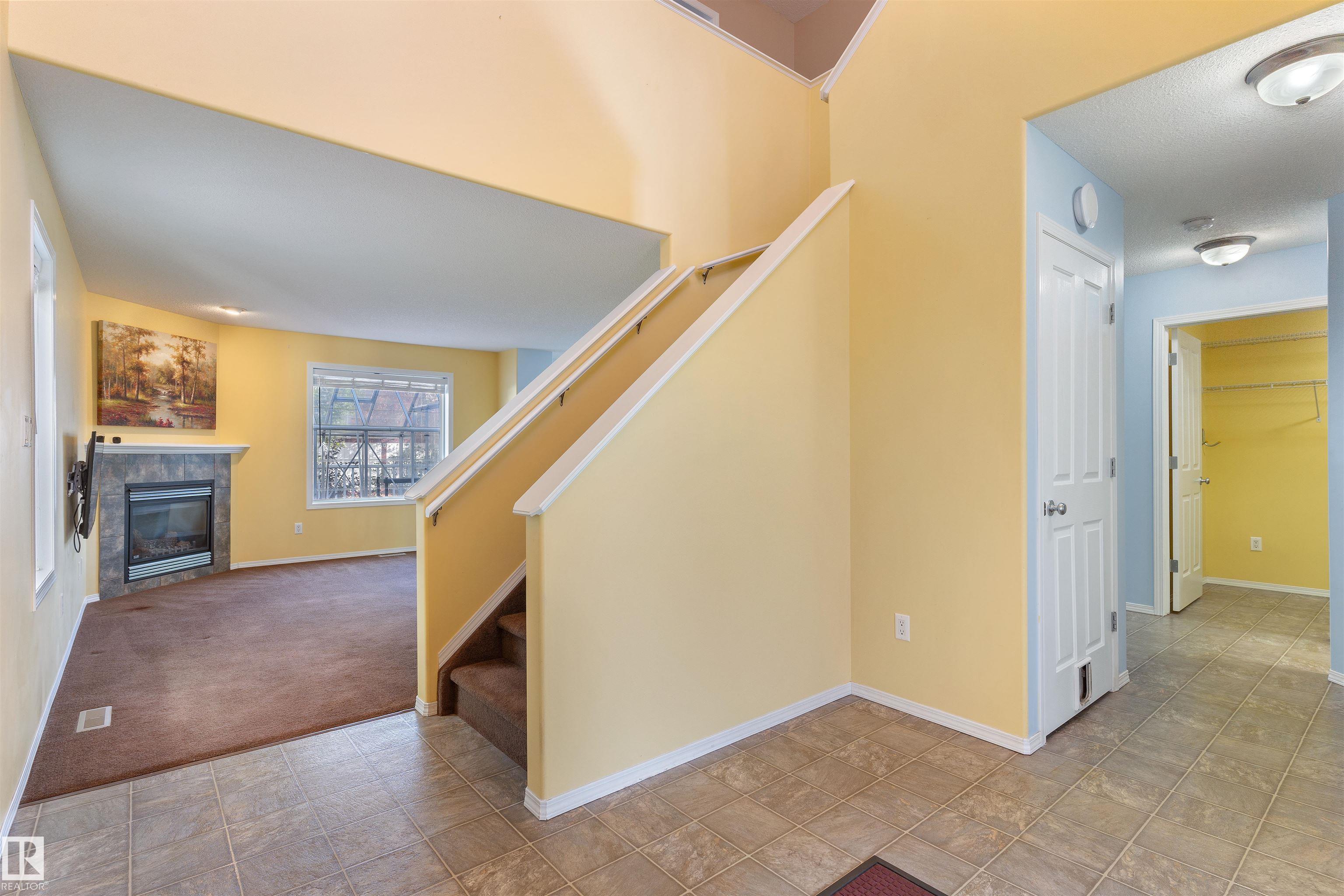 Photo 3 at 3231 21 Street NW, Silver Berry, Edmonton