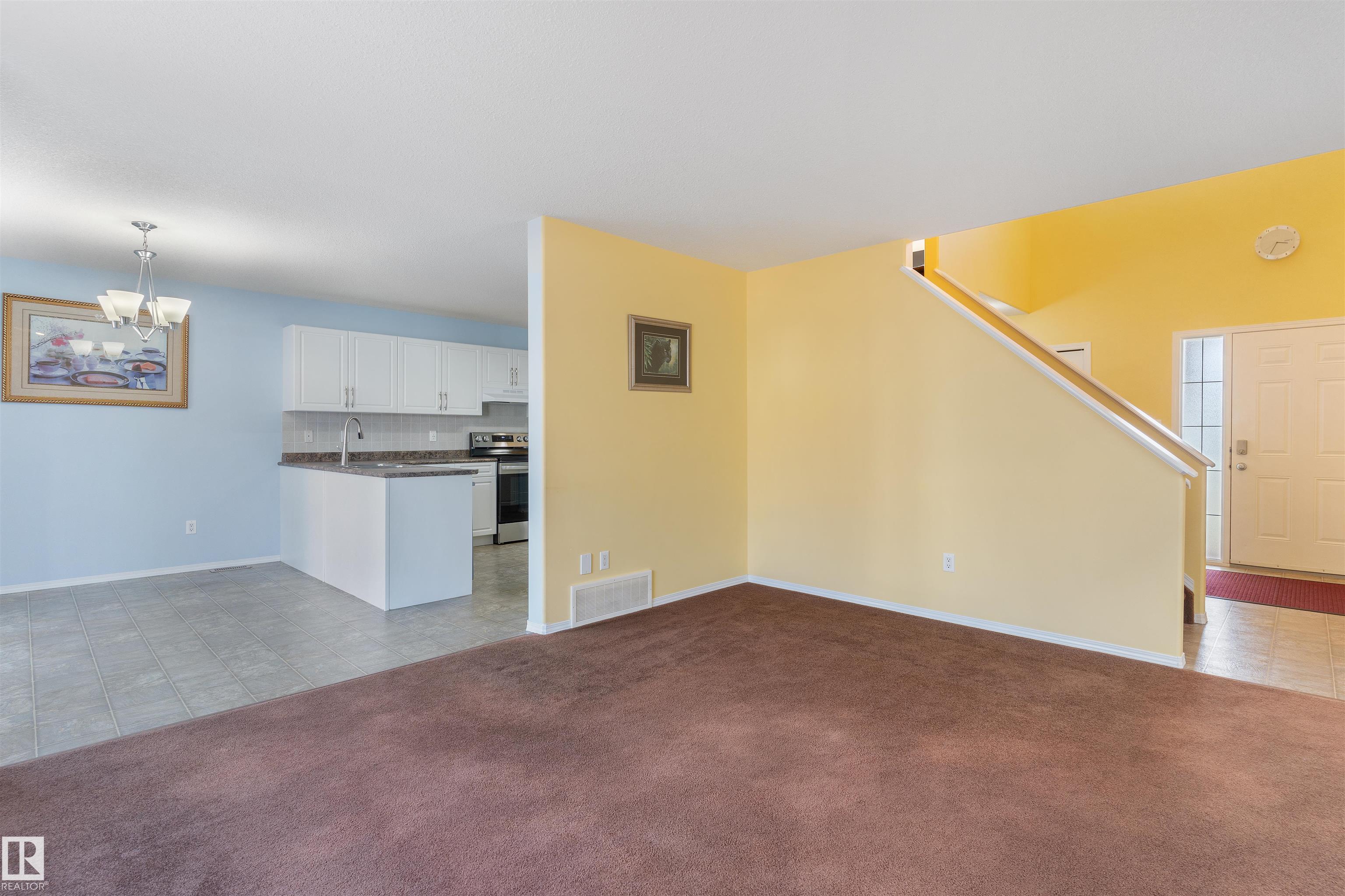 Photo 10 at 3231 21 Street NW, Silver Berry, Edmonton