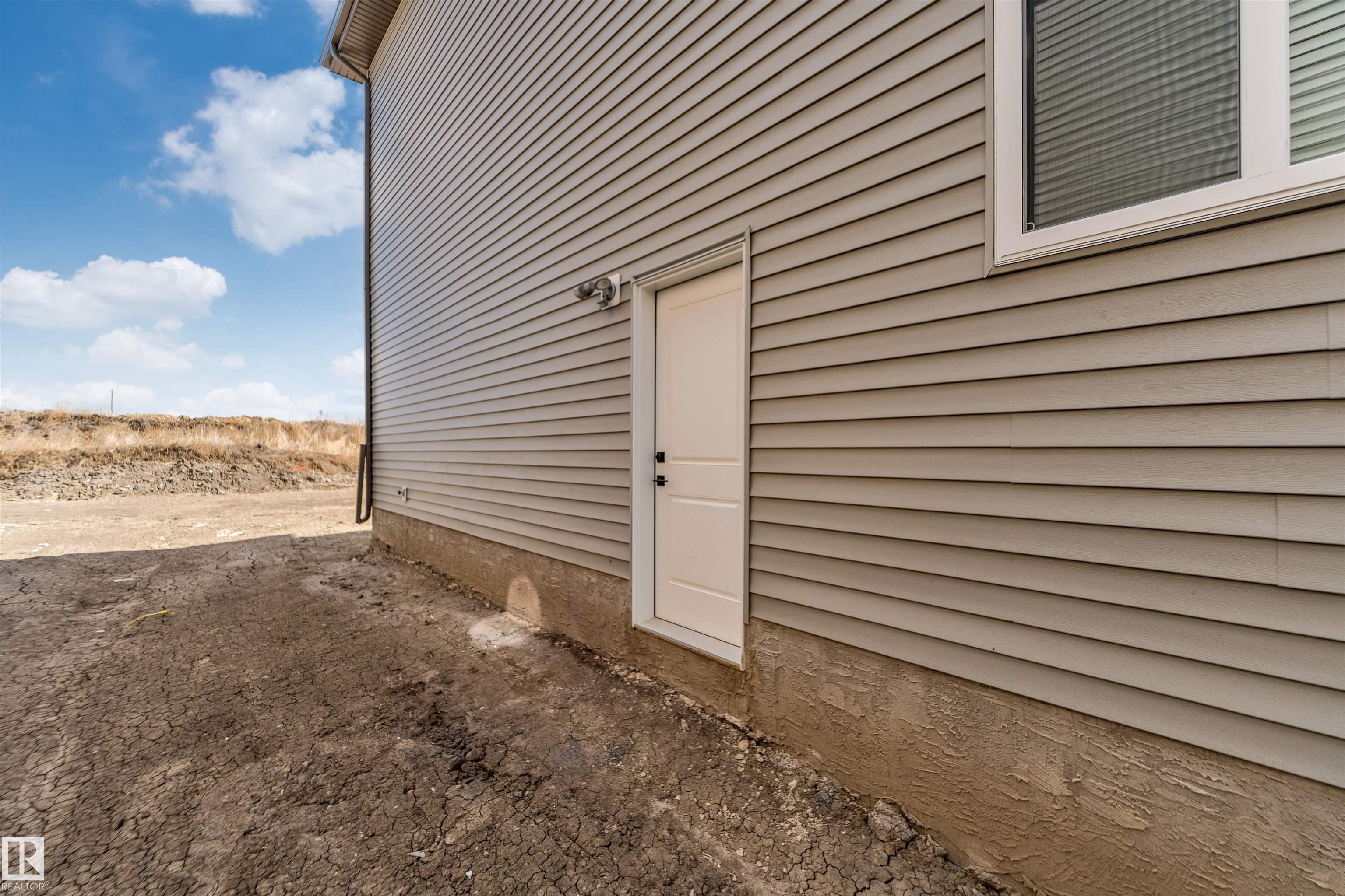 Photo 4 at 6245 19 Street NE, Irvine Creek, Rural Leduc County
