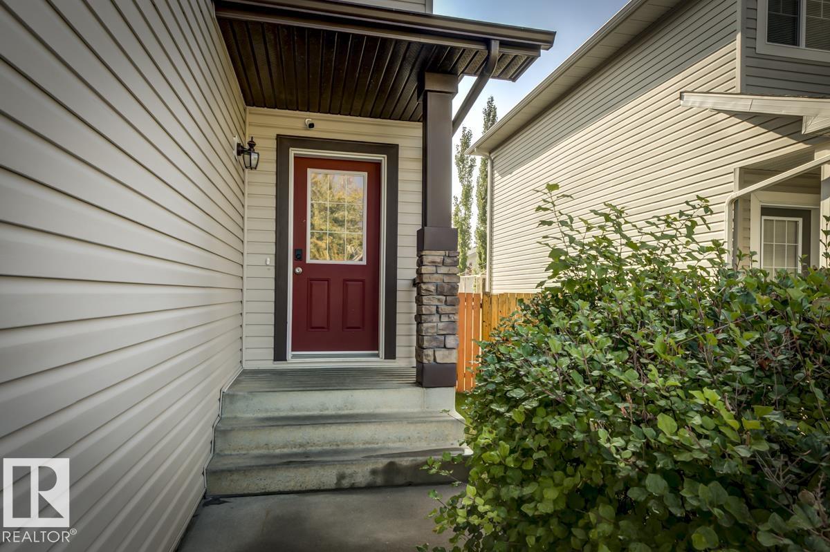 Photo 3 at 5823 7 Avenue SW, Charlesworth, Edmonton