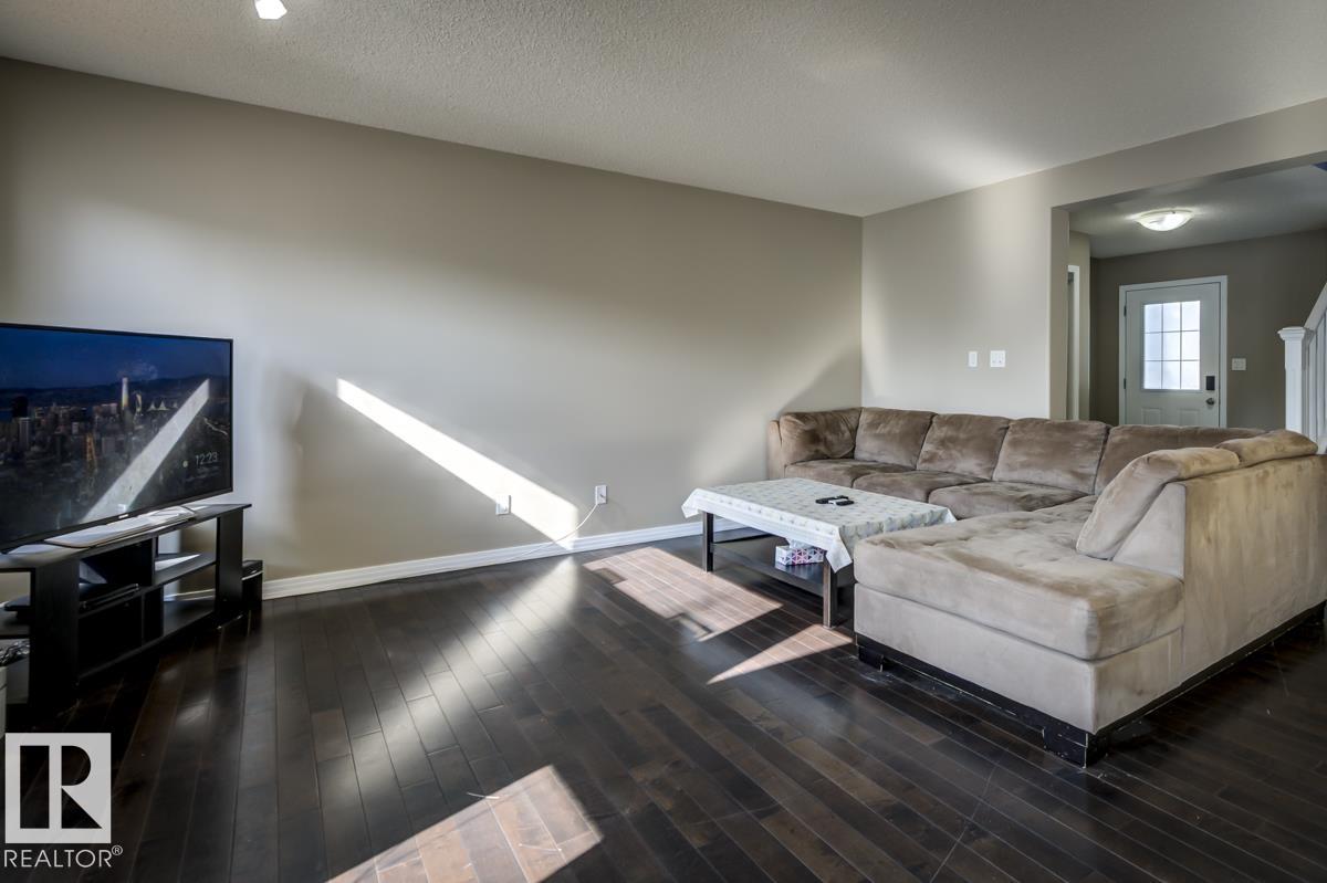 Photo 10 at 5823 7 Avenue SW, Charlesworth, Edmonton