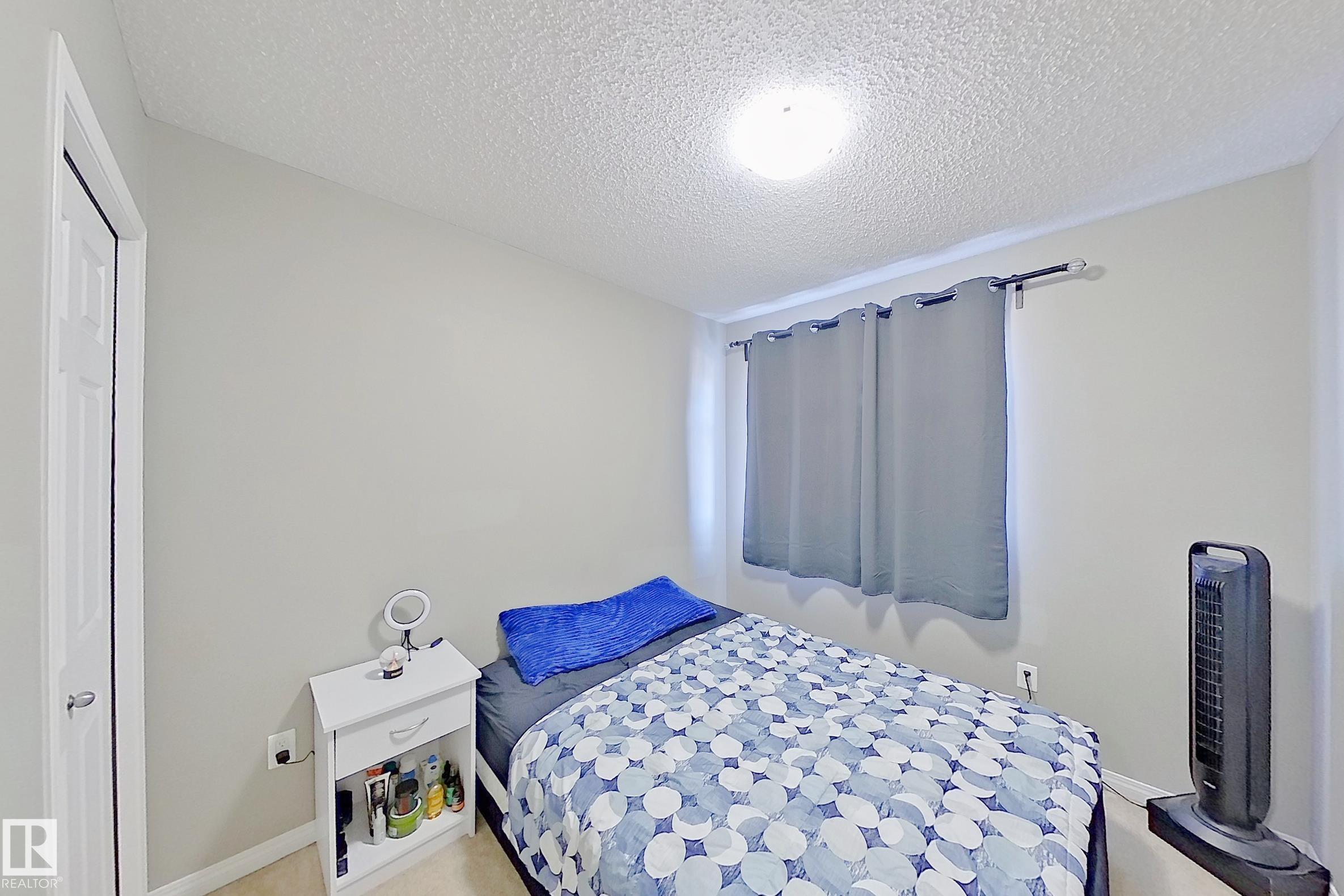 Photo 17 at 44 - 9151 Shaw Way SW, Summerside, Edmonton