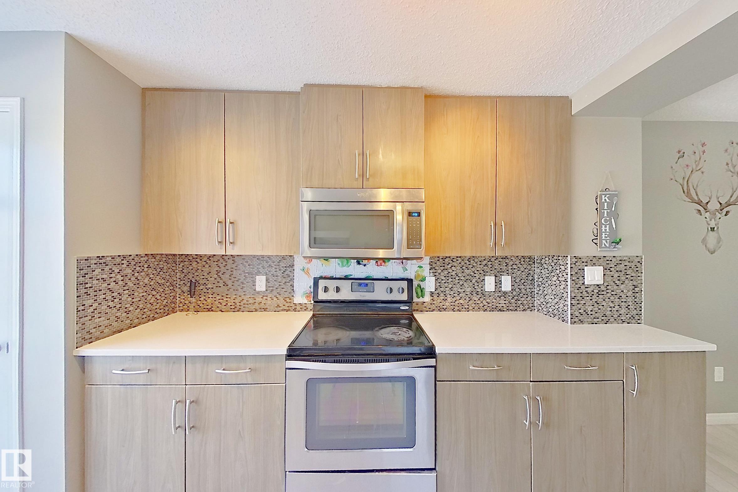 Photo 8 at 44 - 9151 Shaw Way SW, Summerside, Edmonton