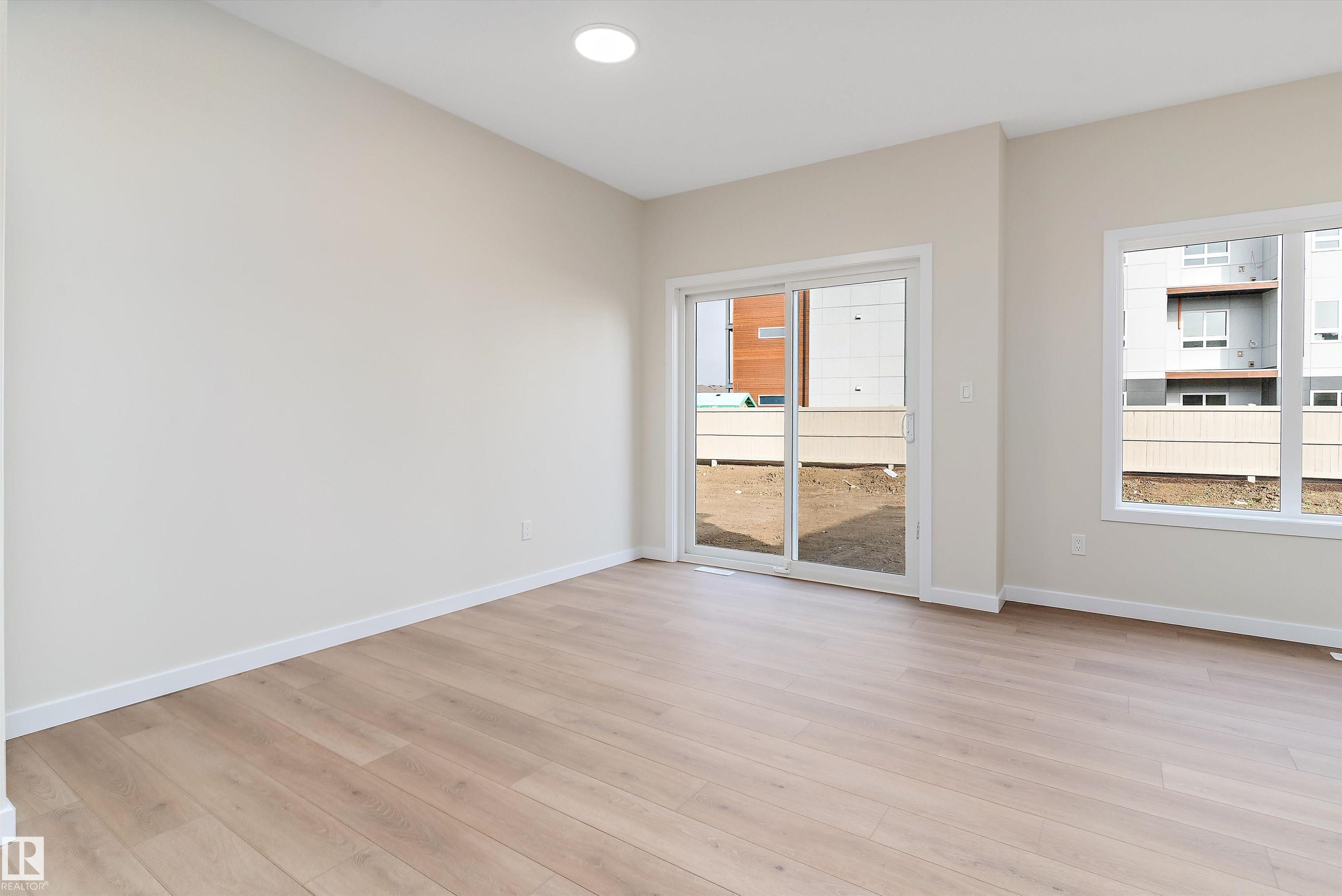 Picture for 841 ROWAN CL SW