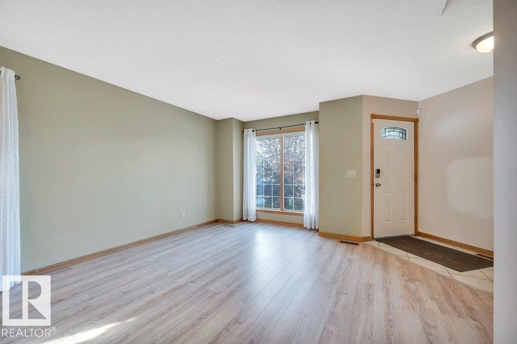 Photo 4 at 19 Hanover Bay, Heritage Hills, Sherwood Park