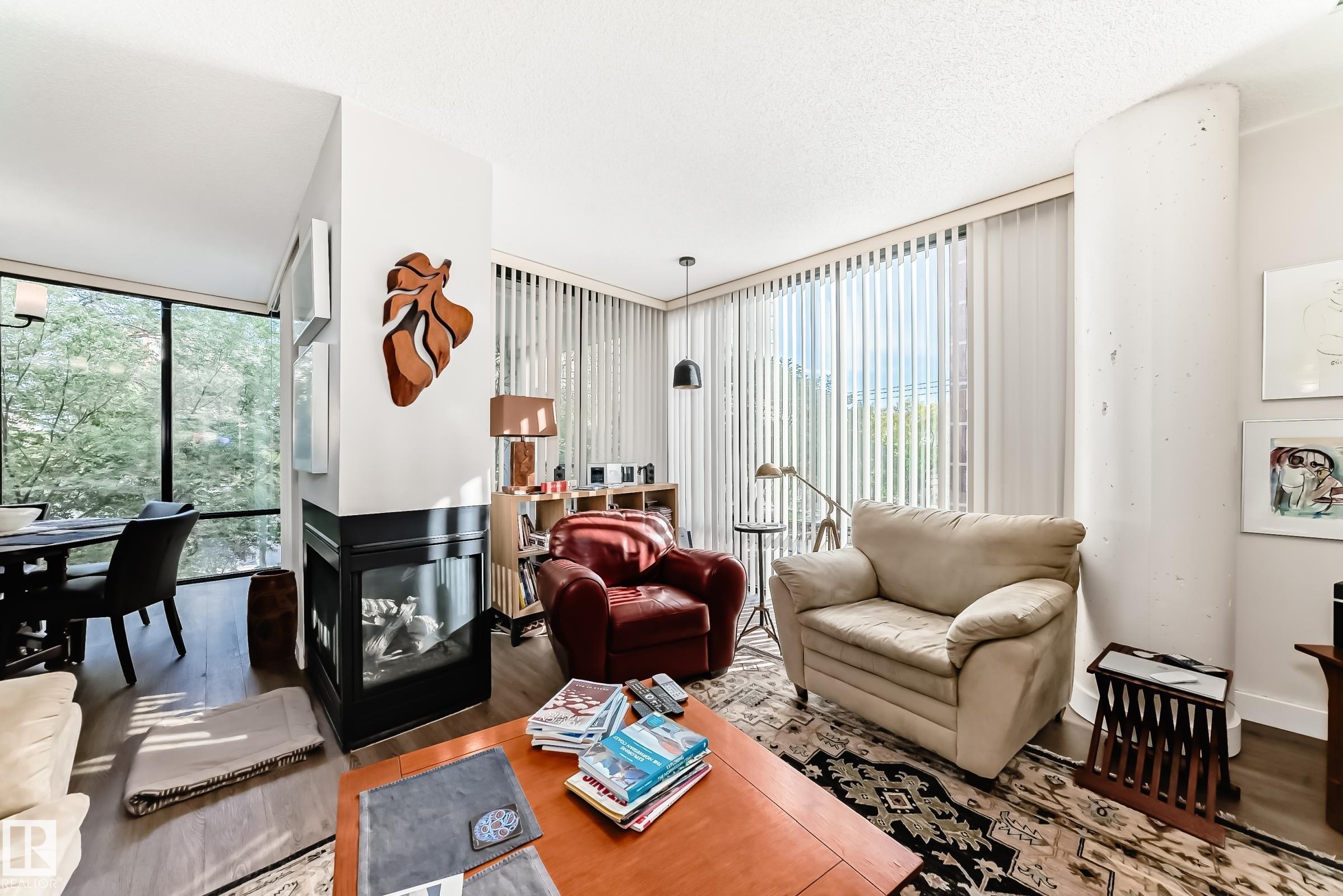 Photo 13 at 305 - 10028 119 Street NW, Wîhkwêntôwin, Edmonton