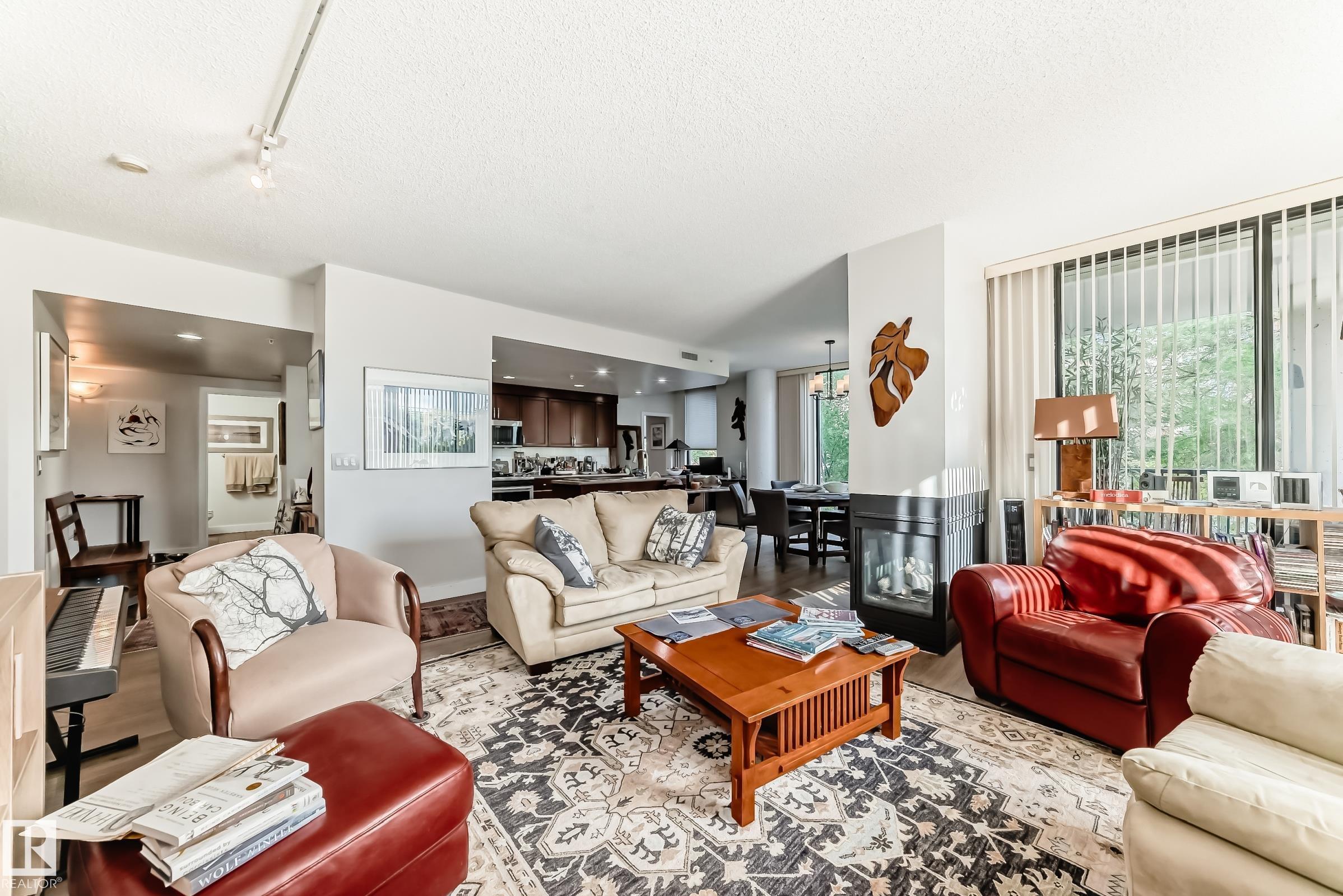 Photo 14 at 305 - 10028 119 Street NW, Wîhkwêntôwin, Edmonton