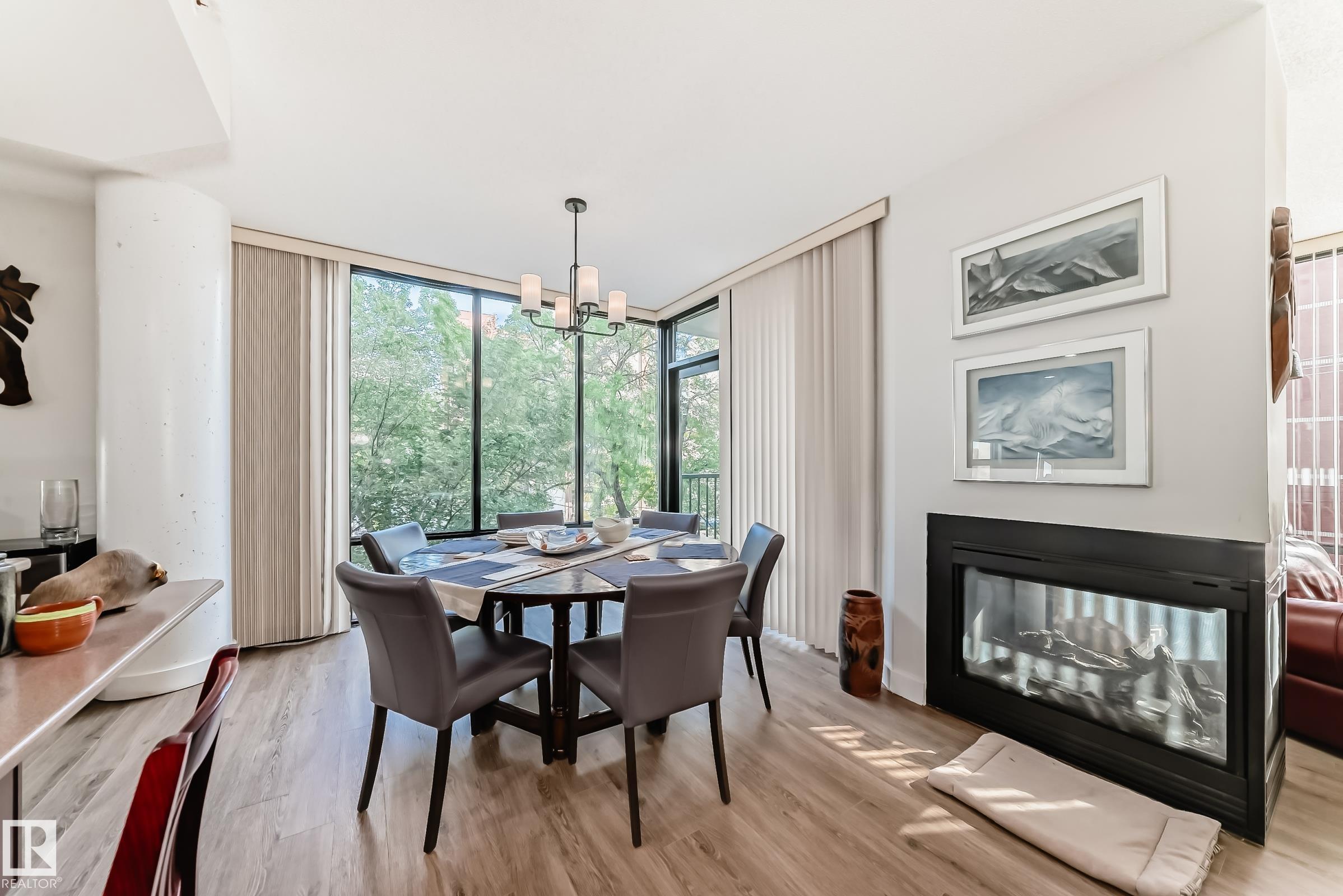 Photo 19 at 305 - 10028 119 Street NW, Wîhkwêntôwin, Edmonton
