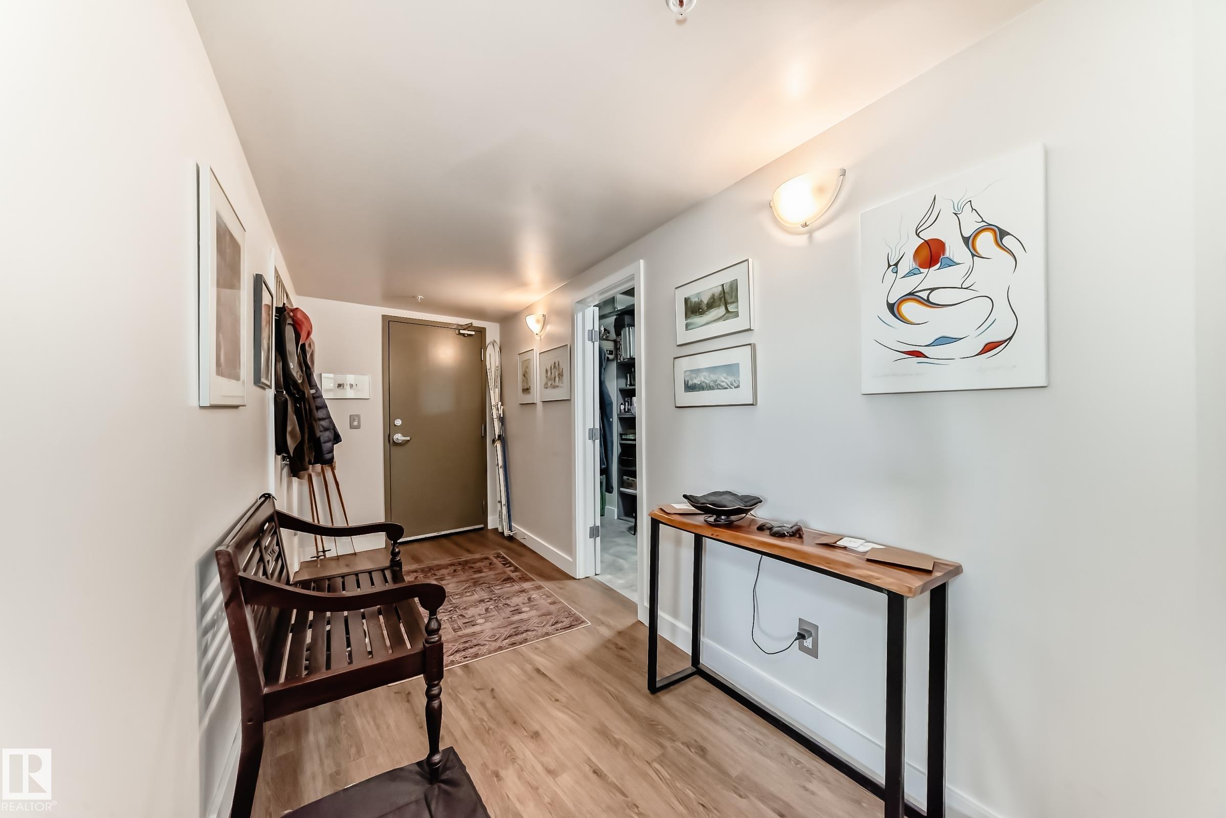 Photo 3 at 305 - 10028 119 Street NW, Wîhkwêntôwin, Edmonton