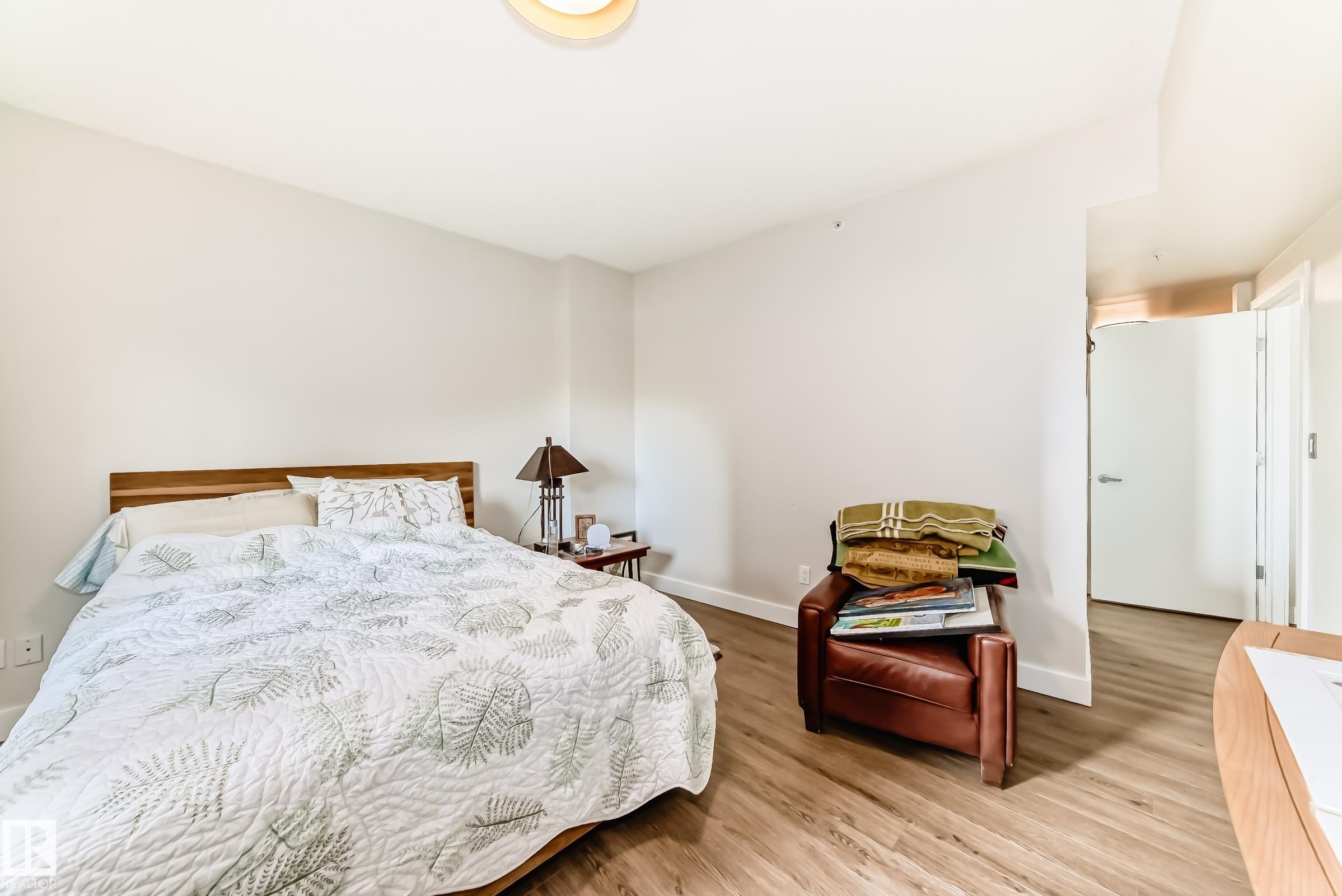 Photo 25 at 305 - 10028 119 Street NW, Wîhkwêntôwin, Edmonton