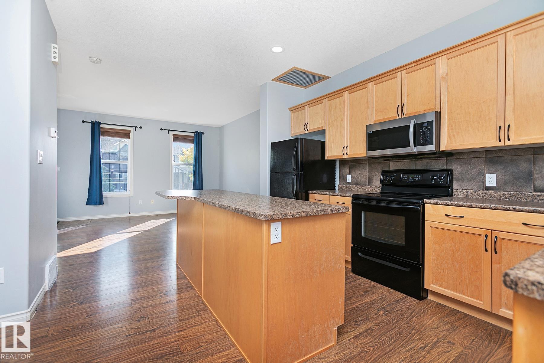 Photo 19 at 9826 104 Avenue, Morinville