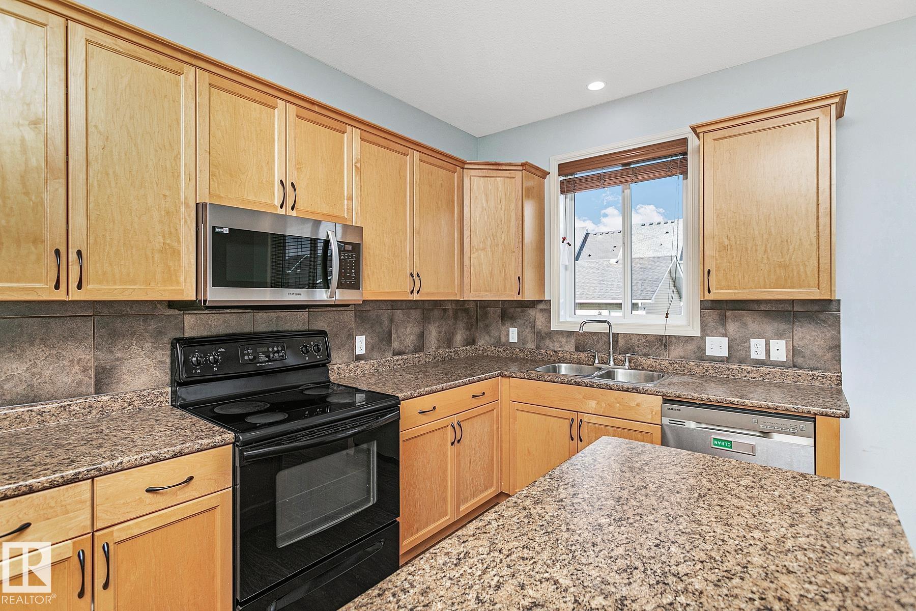 Photo 21 at 9826 104 Avenue, Morinville