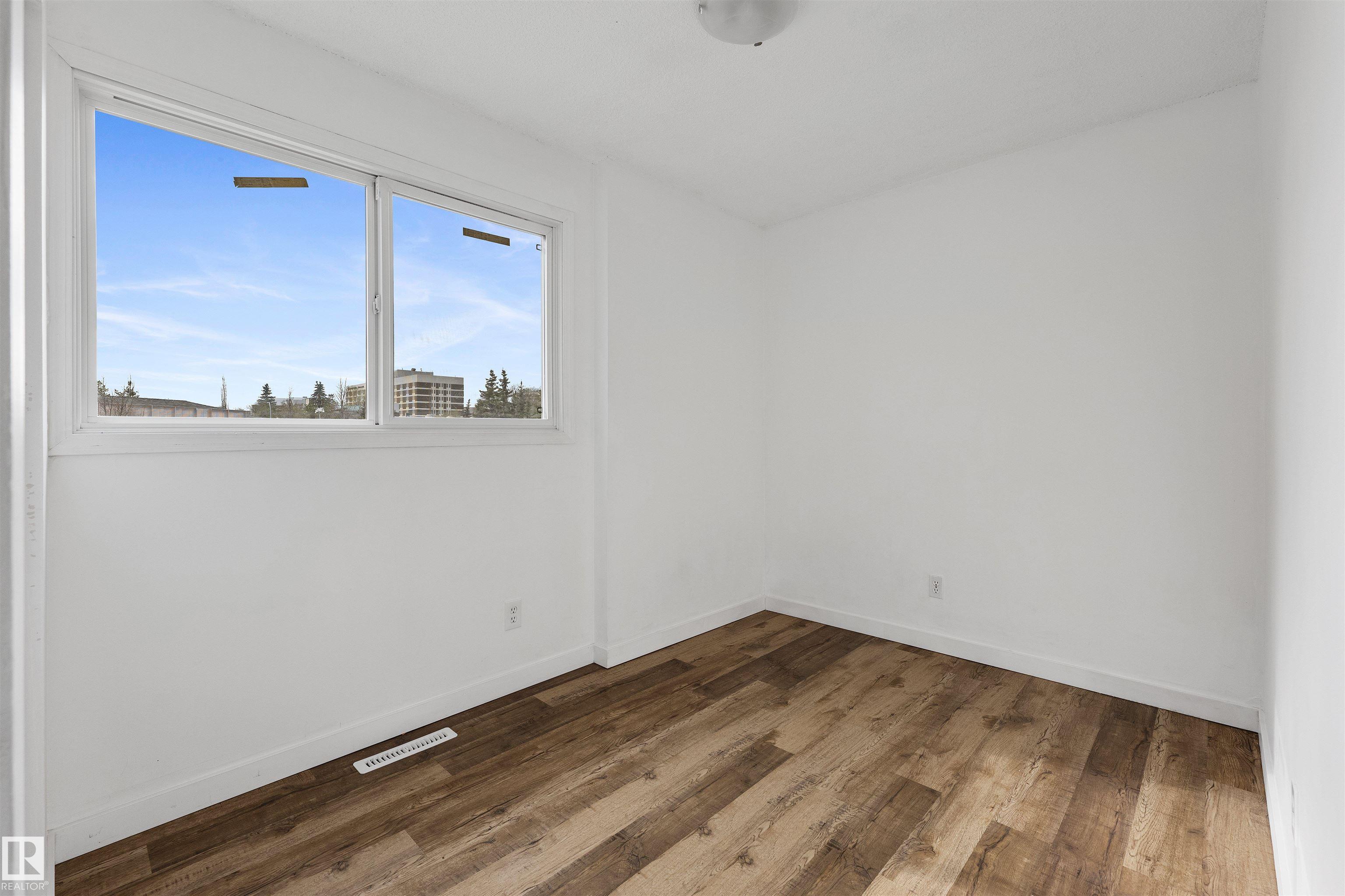 Photo 19 at 1C Meadowlark Village NW, West Meadowlark Park, Edmonton