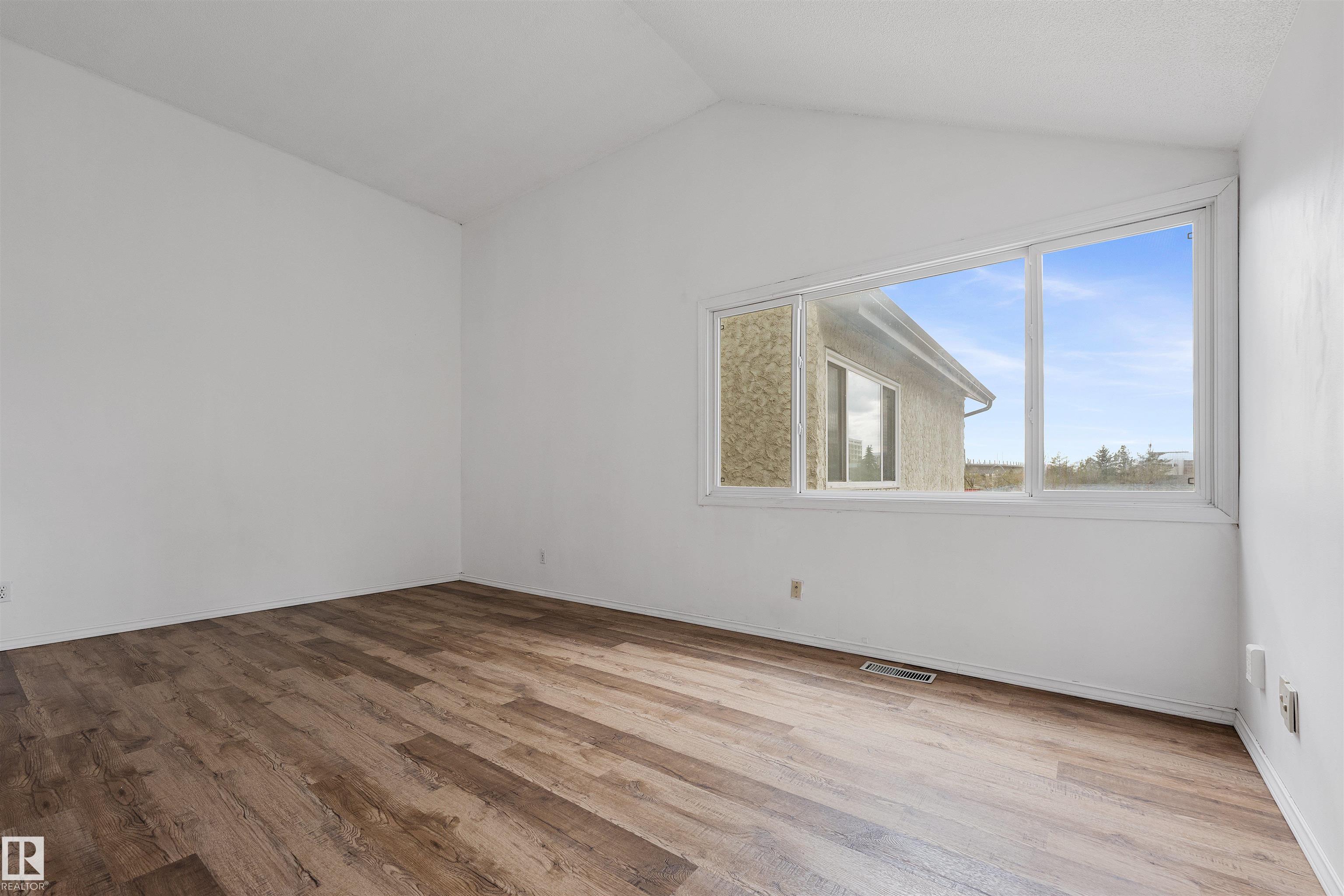 Photo 25 at 1C Meadowlark Village NW, West Meadowlark Park, Edmonton