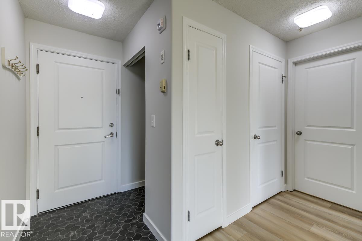 Photo 5 at 116 - 14708 50 Street NW, Casselman, Edmonton