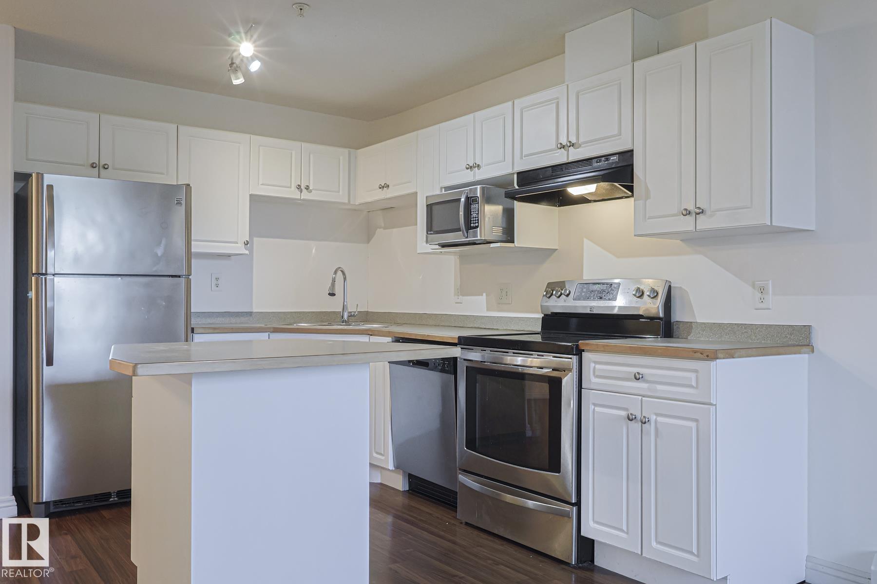 Photo 16 at 120 - 7511 171 Street NW, Callingwood North, Edmonton
