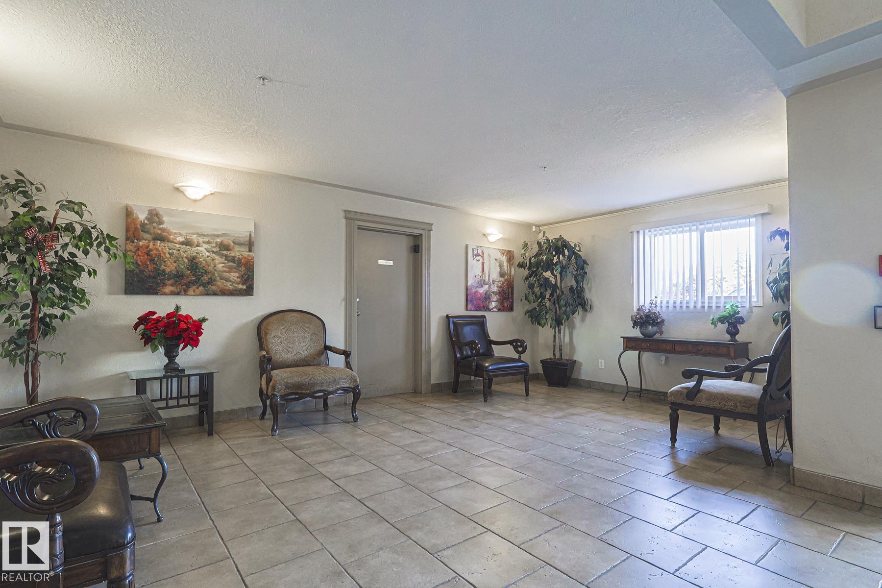 Photo 3 at 120 - 7511 171 Street NW, Callingwood North, Edmonton