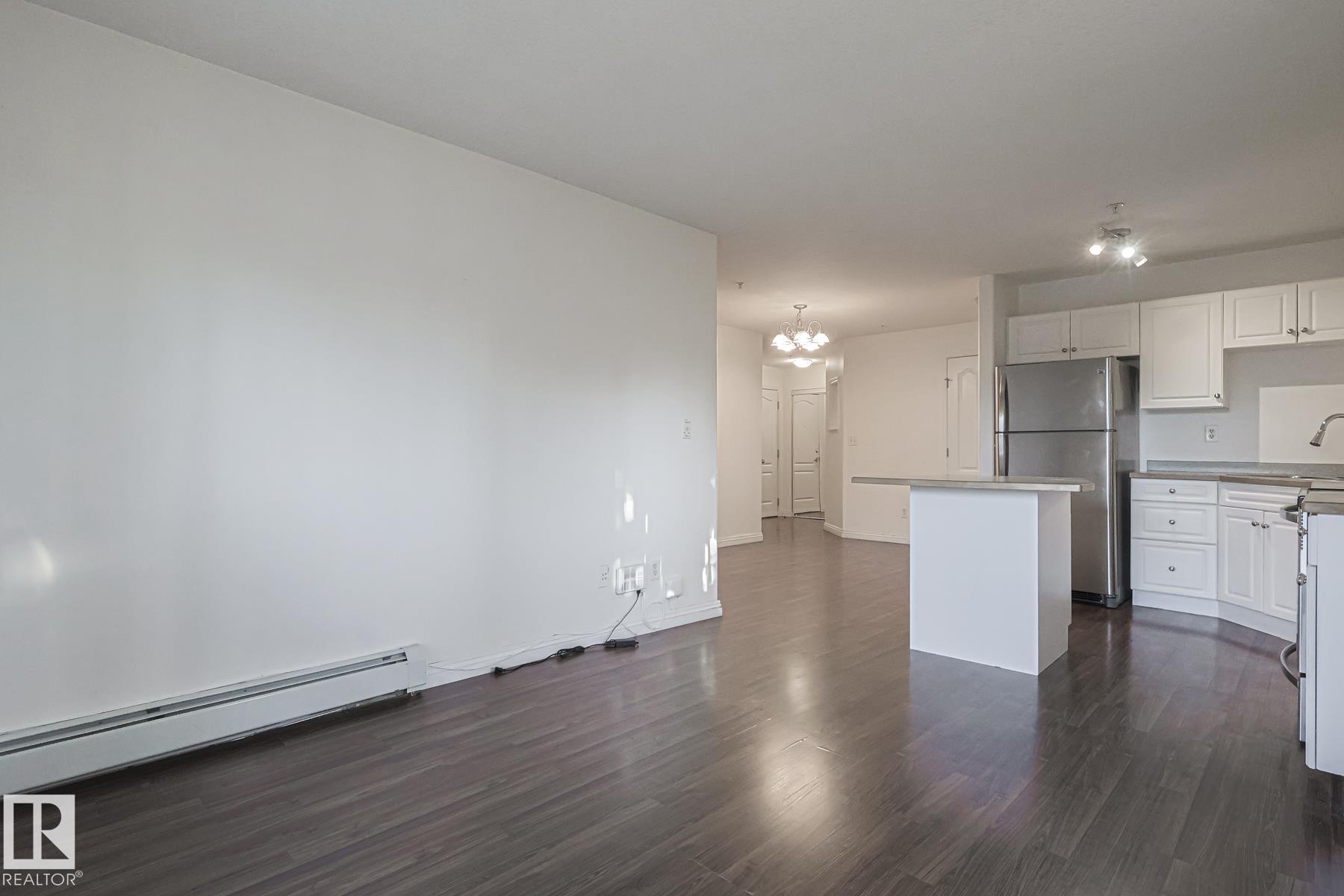 Photo 8 at 120 - 7511 171 Street NW, Callingwood North, Edmonton
