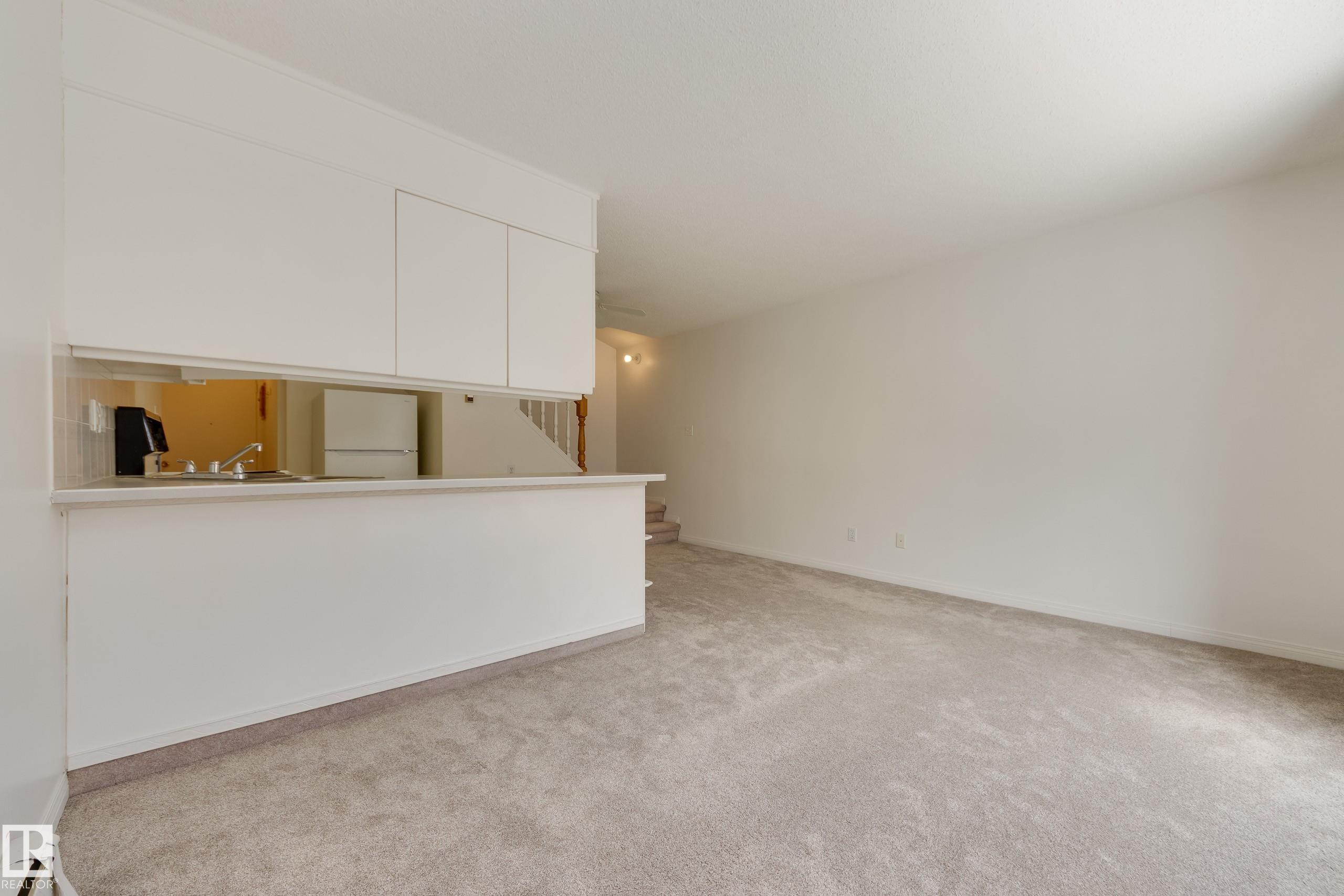 Photo 8 at 11 - 10324 119 Street NW, Wîhkwêntôwin, Edmonton