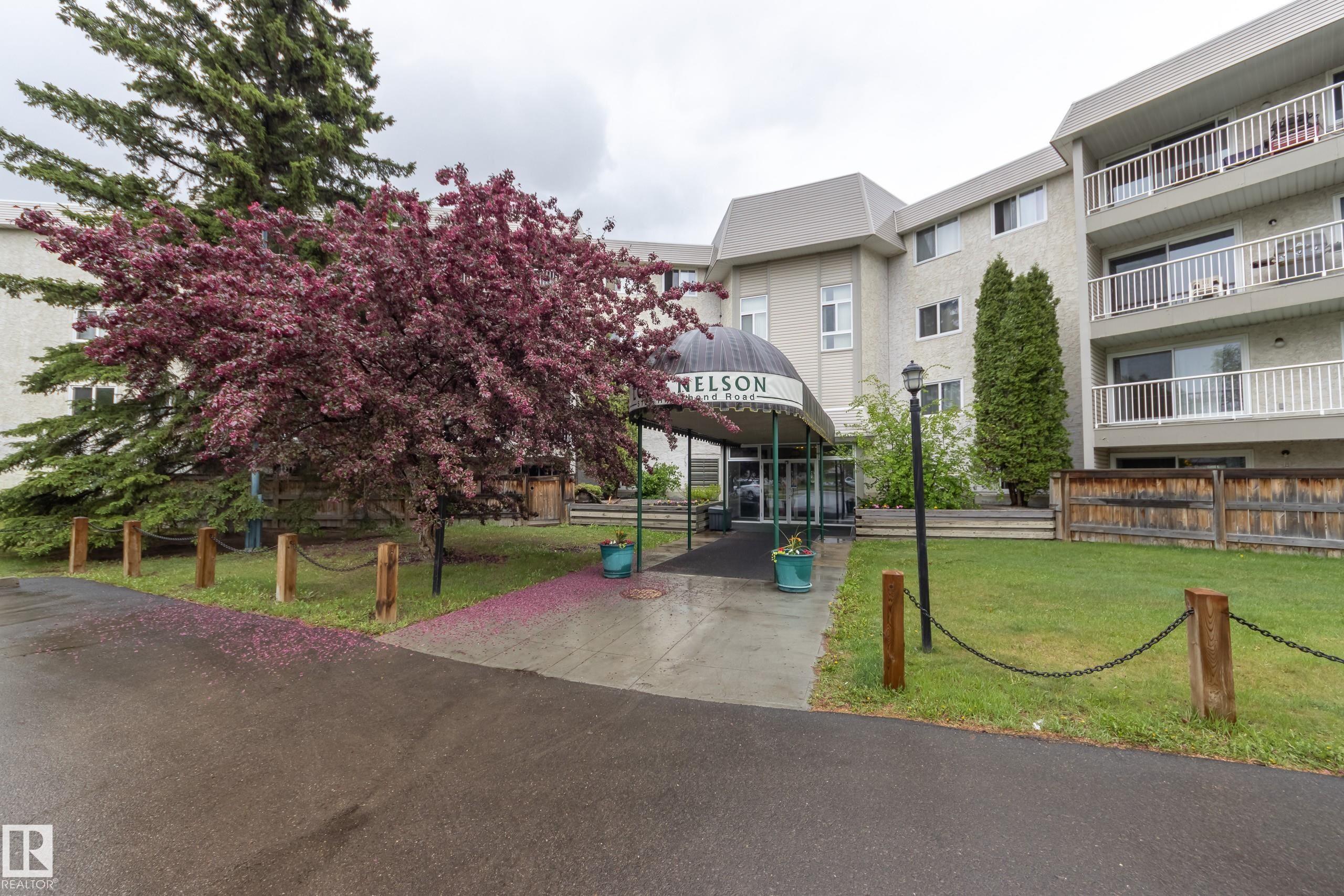 Photo 11 at 213 - 5125 Riverbend Road NW, Brander Gardens, Edmonton