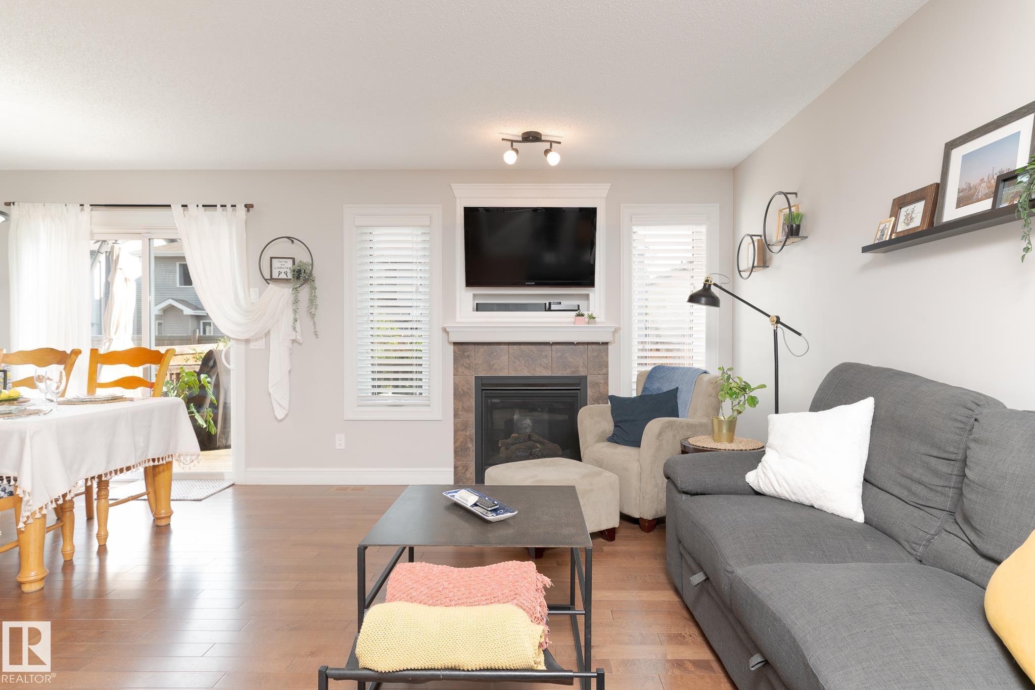 Photo 6 at 3013 16a Avenue NW, Laurel, Edmonton