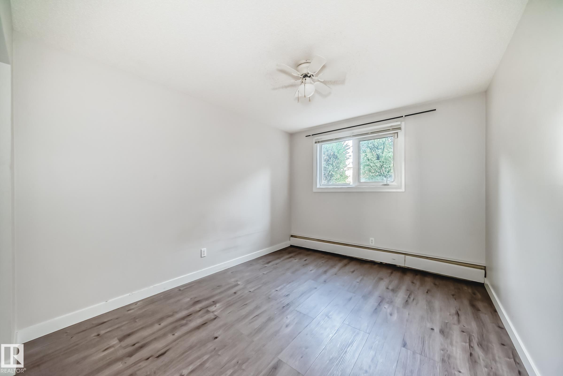 Photo 17 at 103 - 6708 90 Avenue NW, Ottewell, Edmonton