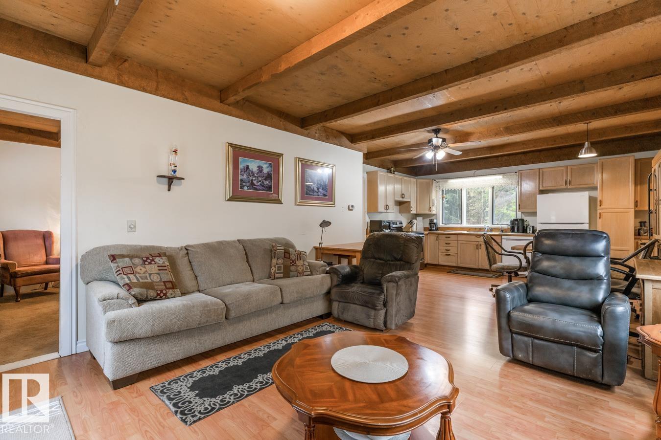 Photo 12 at 61 - 21060 Twp Road 540, Croftland Subdivision, Rural Strathcona County