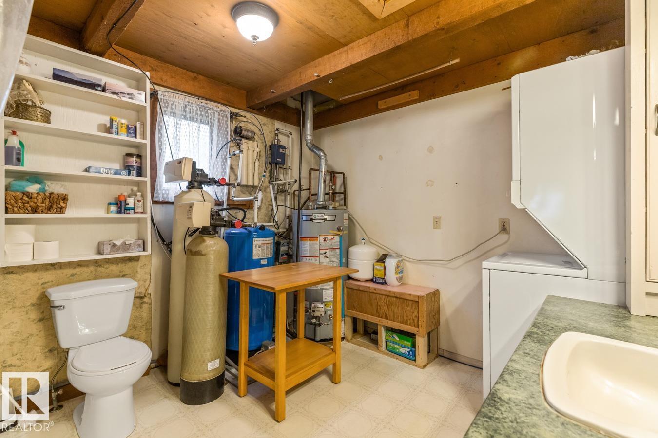 Photo 15 at 61 - 21060 Twp Road 540, Croftland Subdivision, Rural Strathcona County